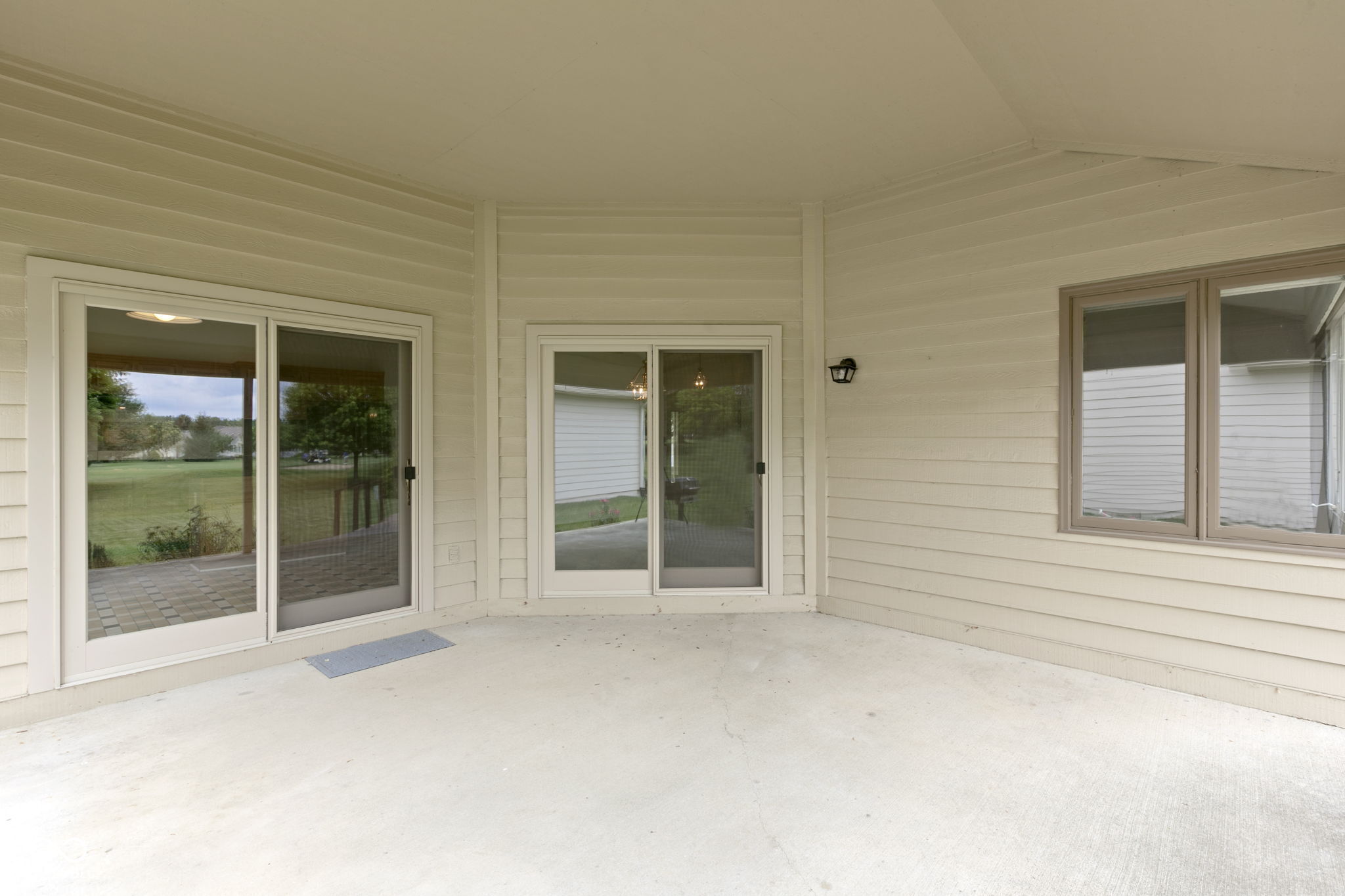 12005 Clubhouse Drive