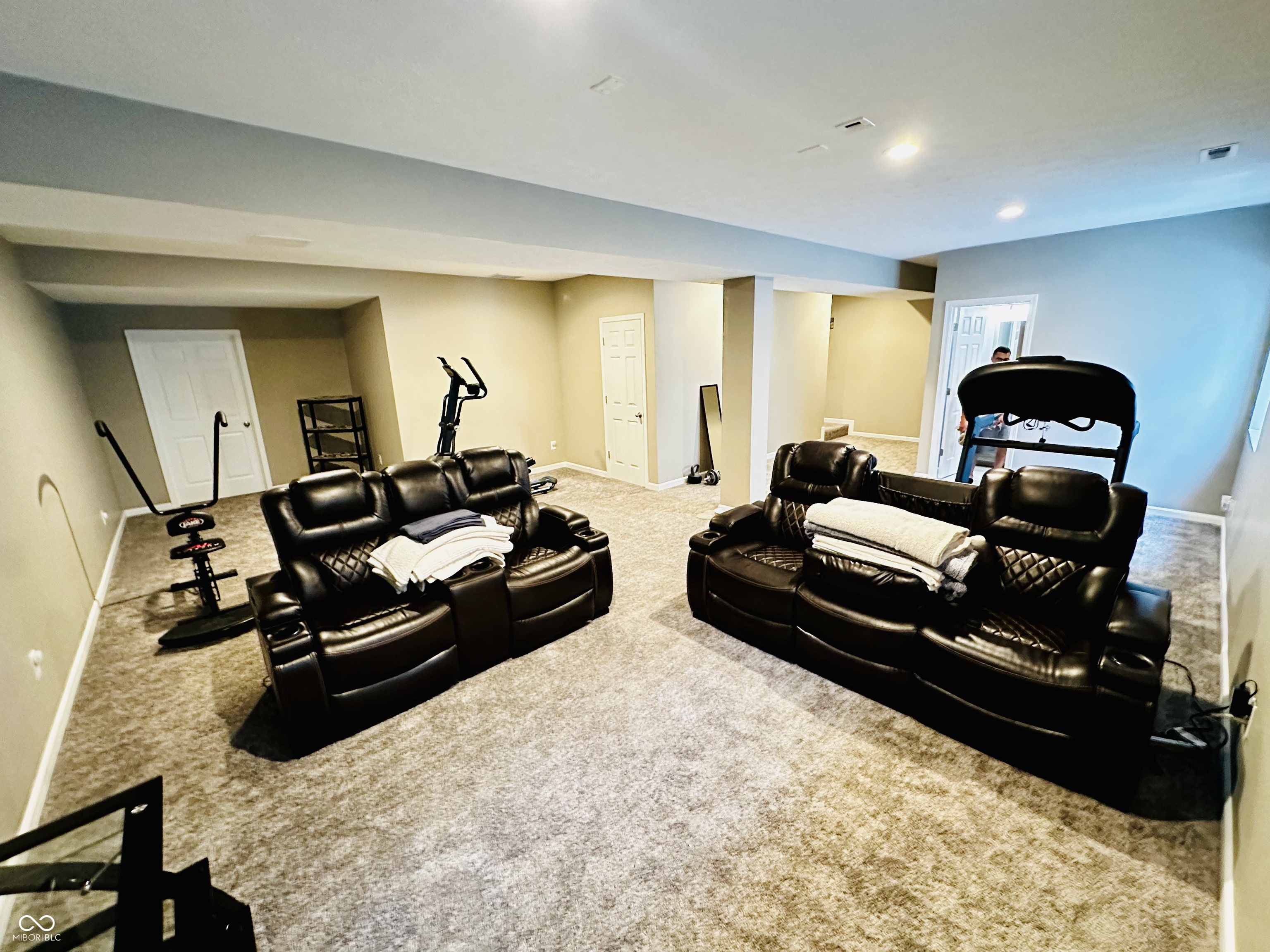 10553 Stableview Drive