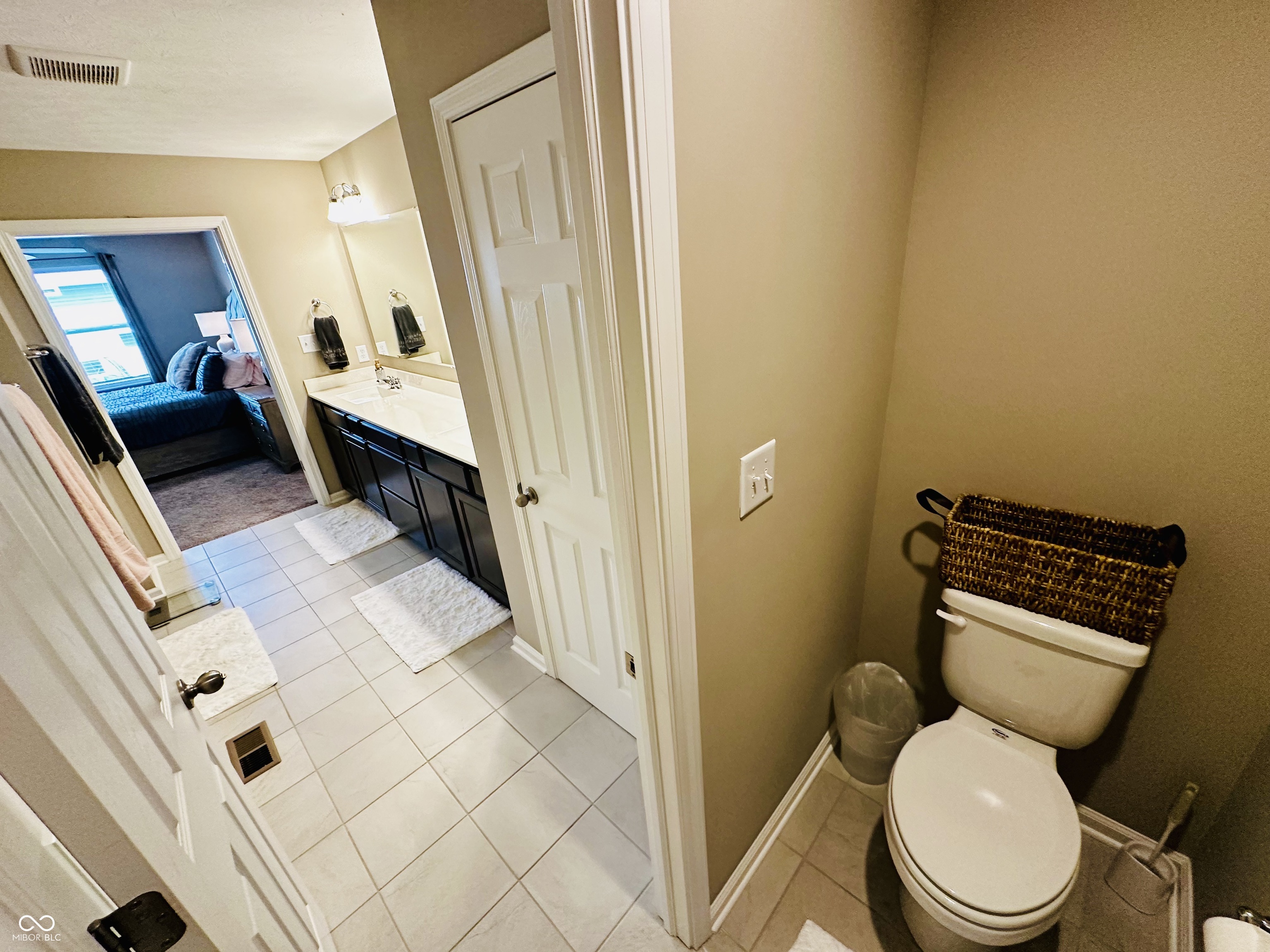 10553 Stableview Drive