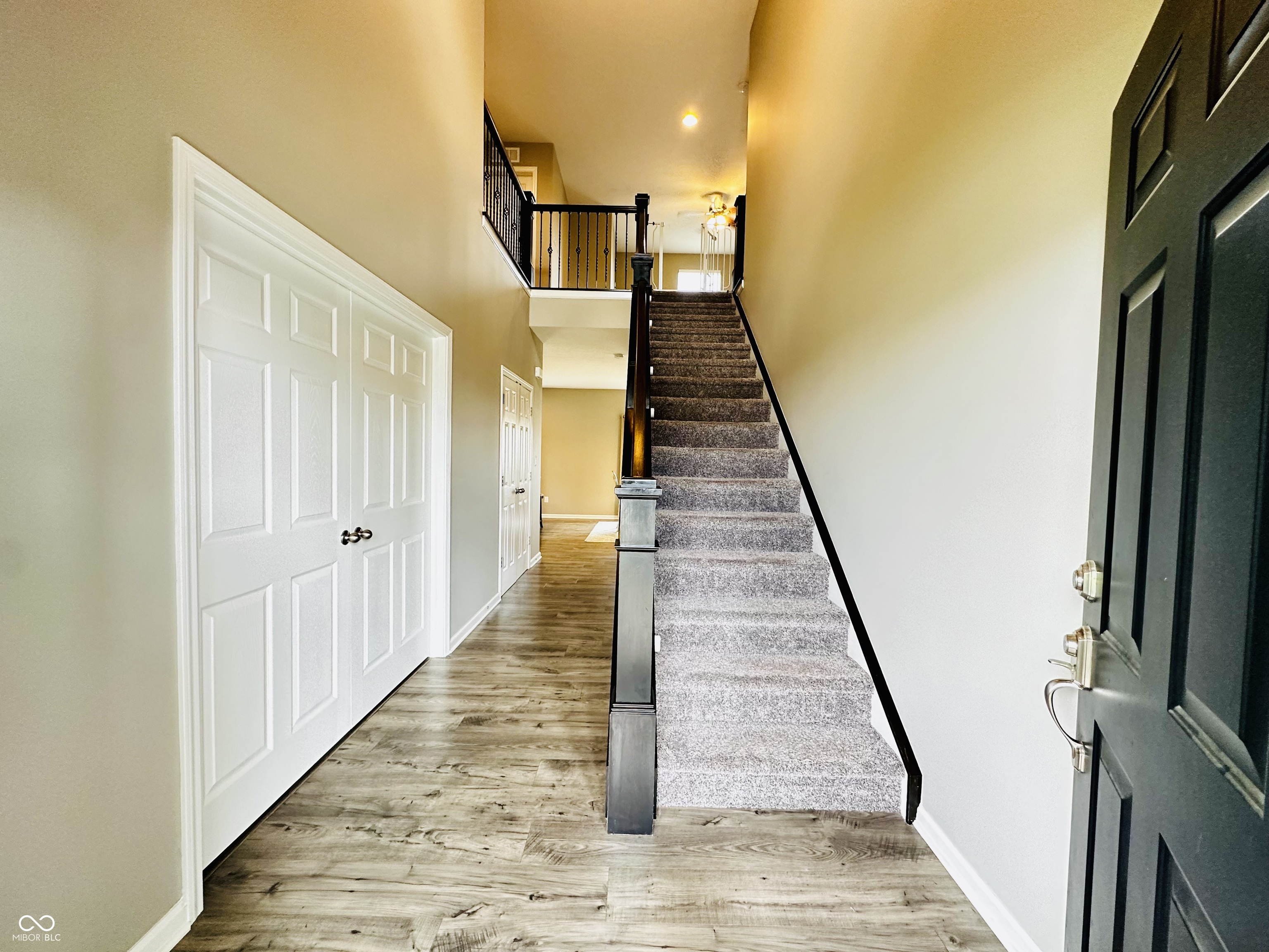 10553 Stableview Drive