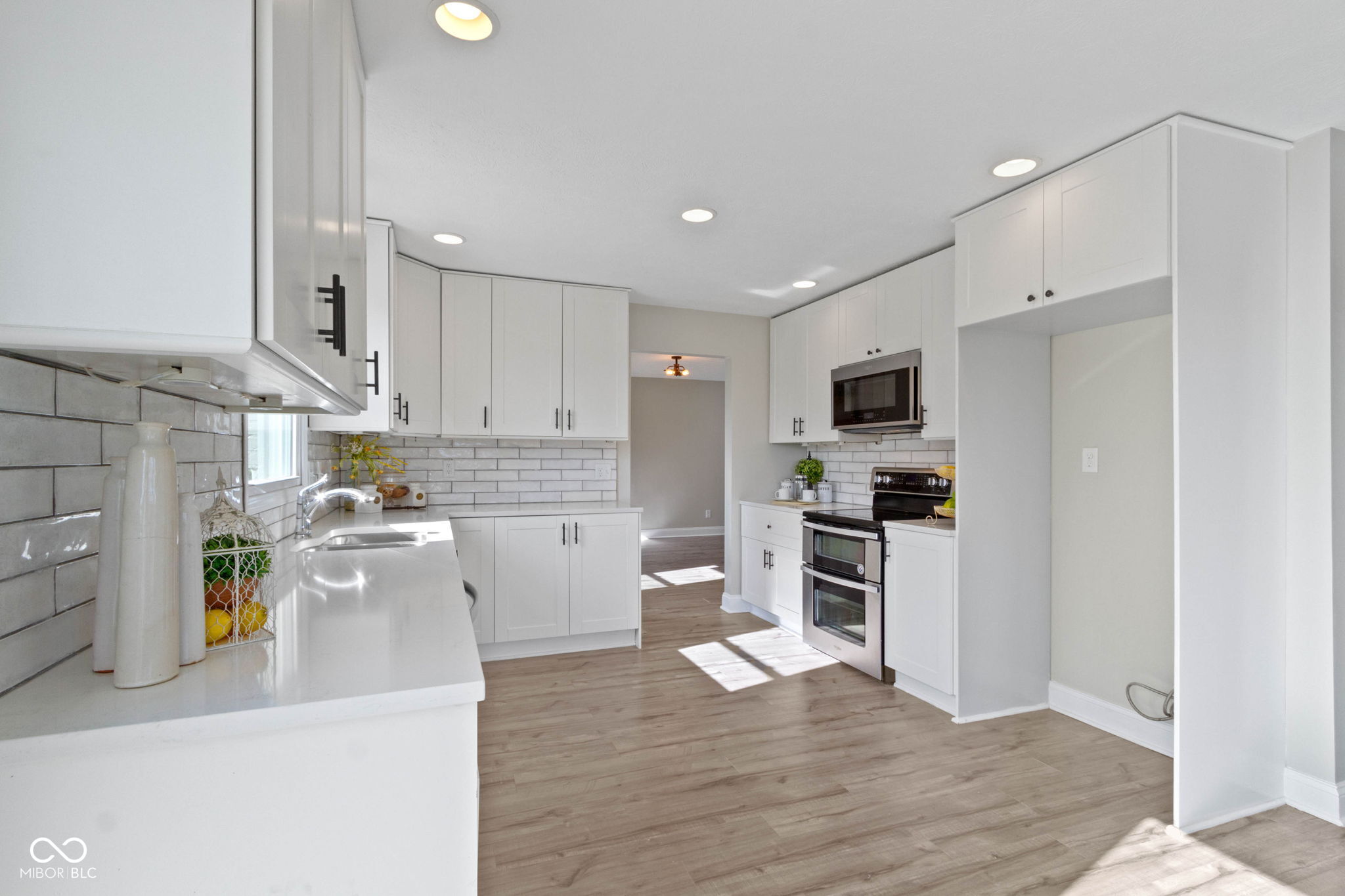 10341 E Thompson Road