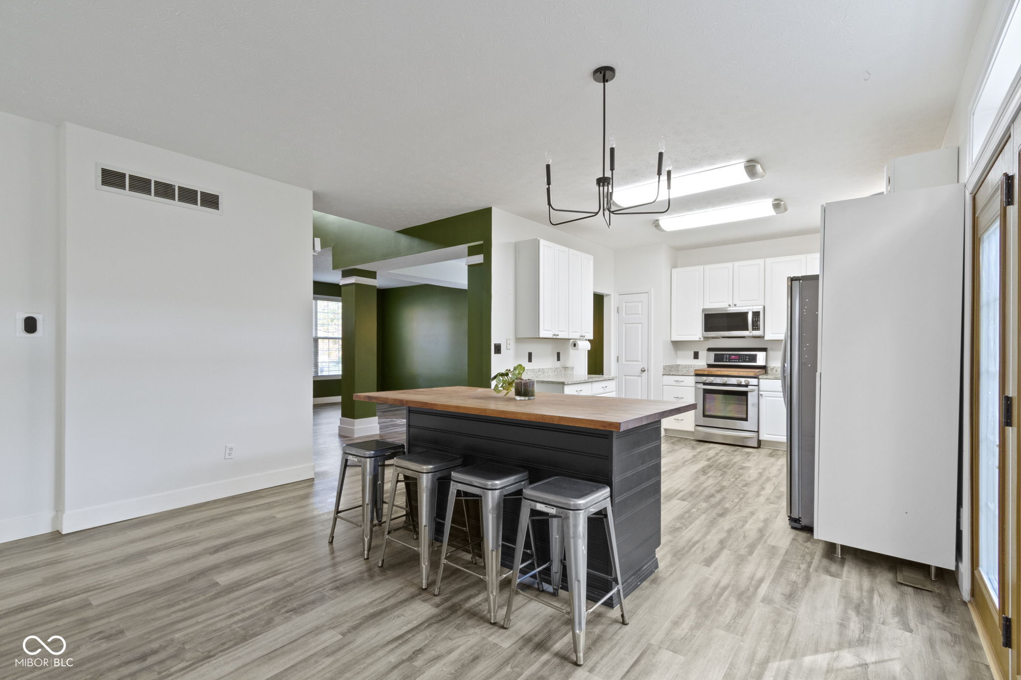 12958 Sinclair Place