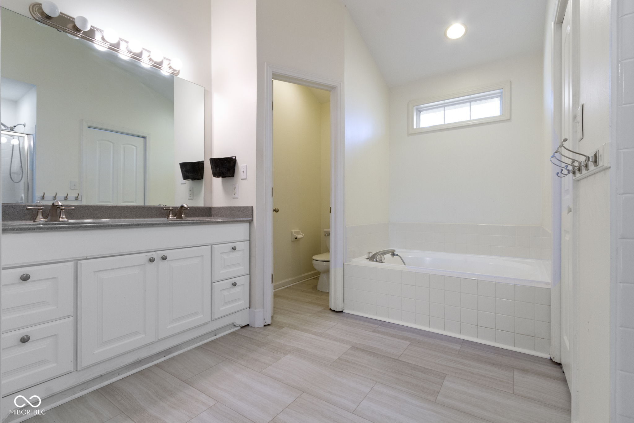 12958 Sinclair Place