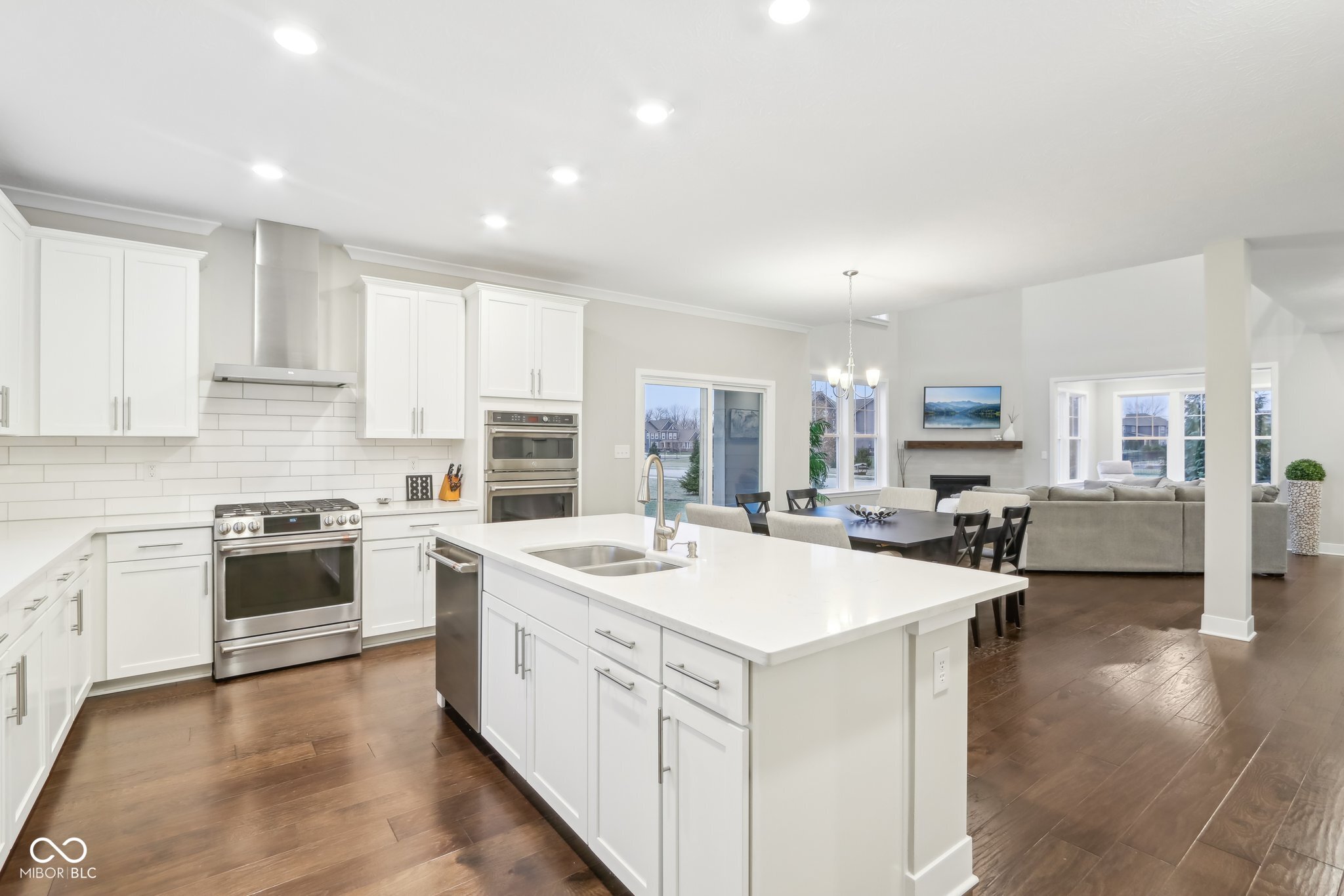 6777 Pulaski Court