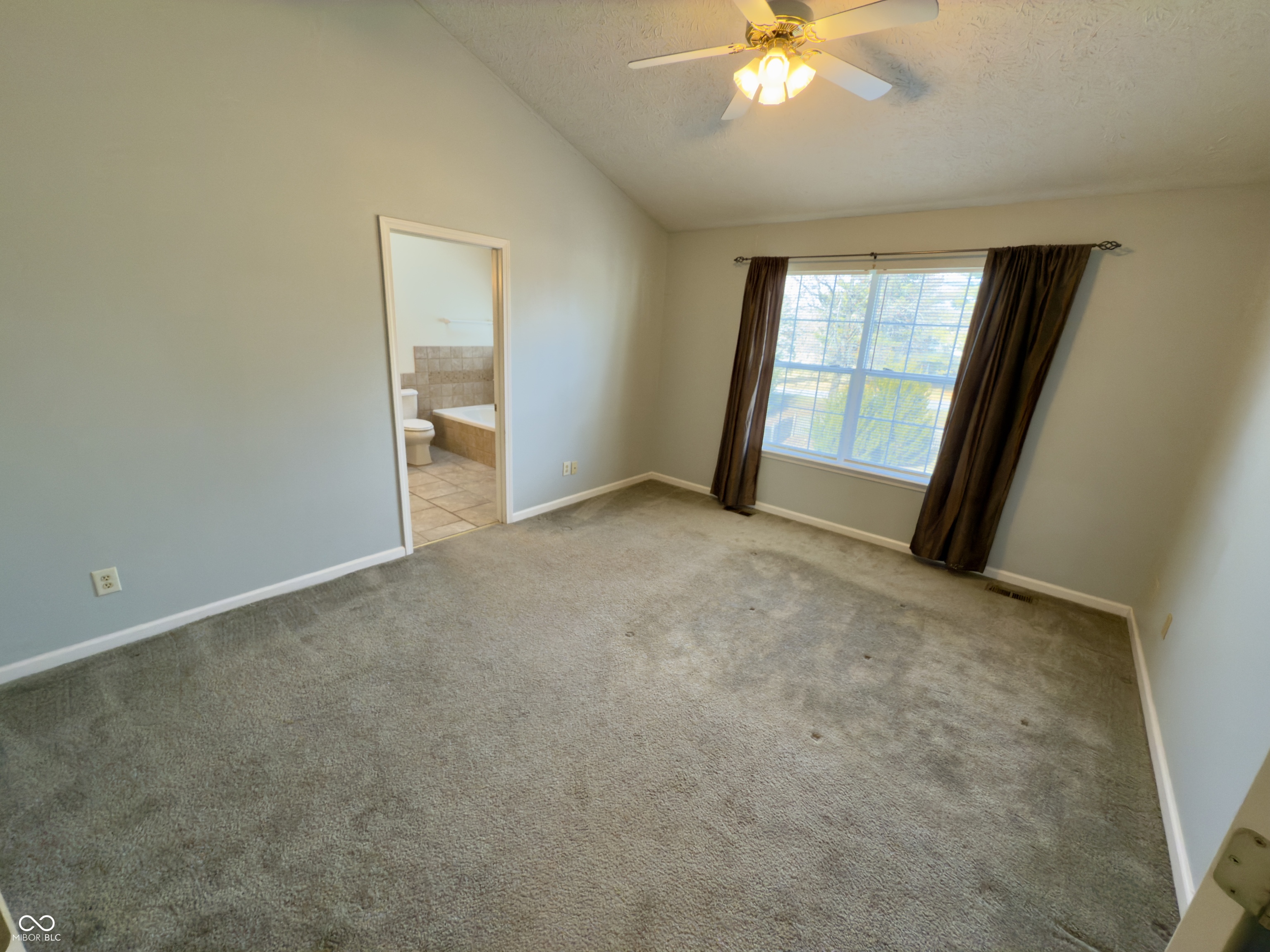 6244 Valleyview Drive