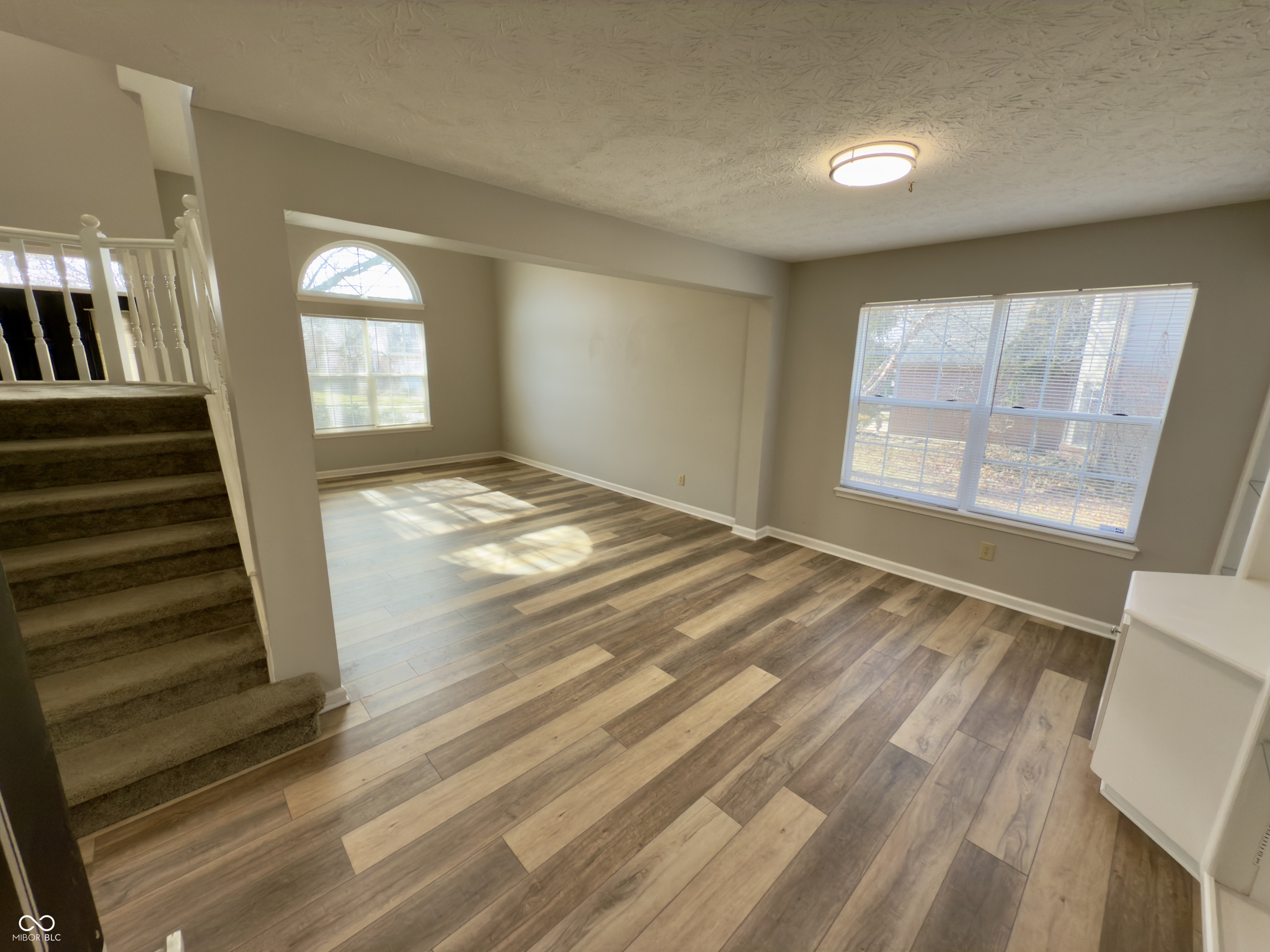 6244 Valleyview Drive