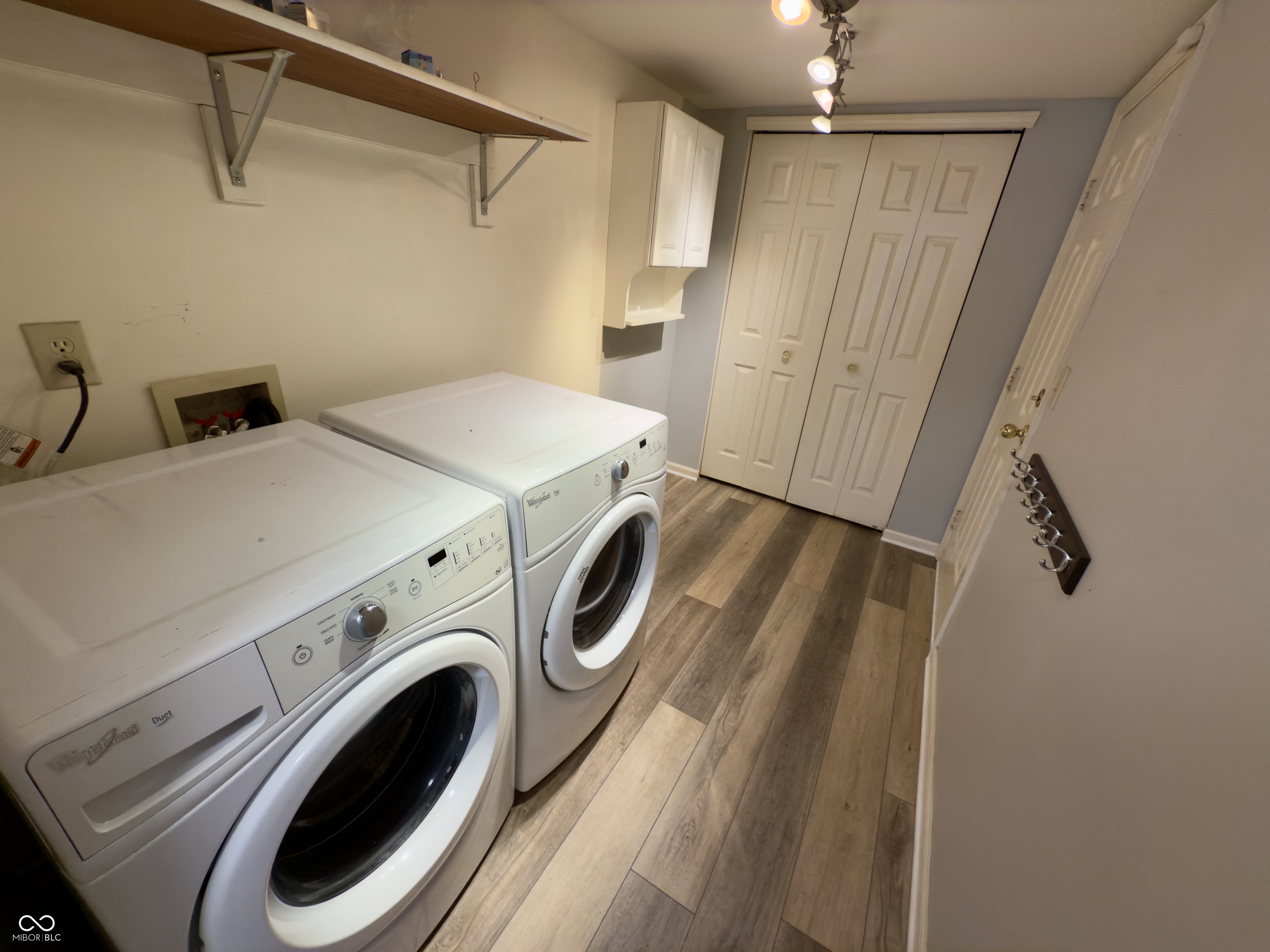 6244 Valleyview Drive