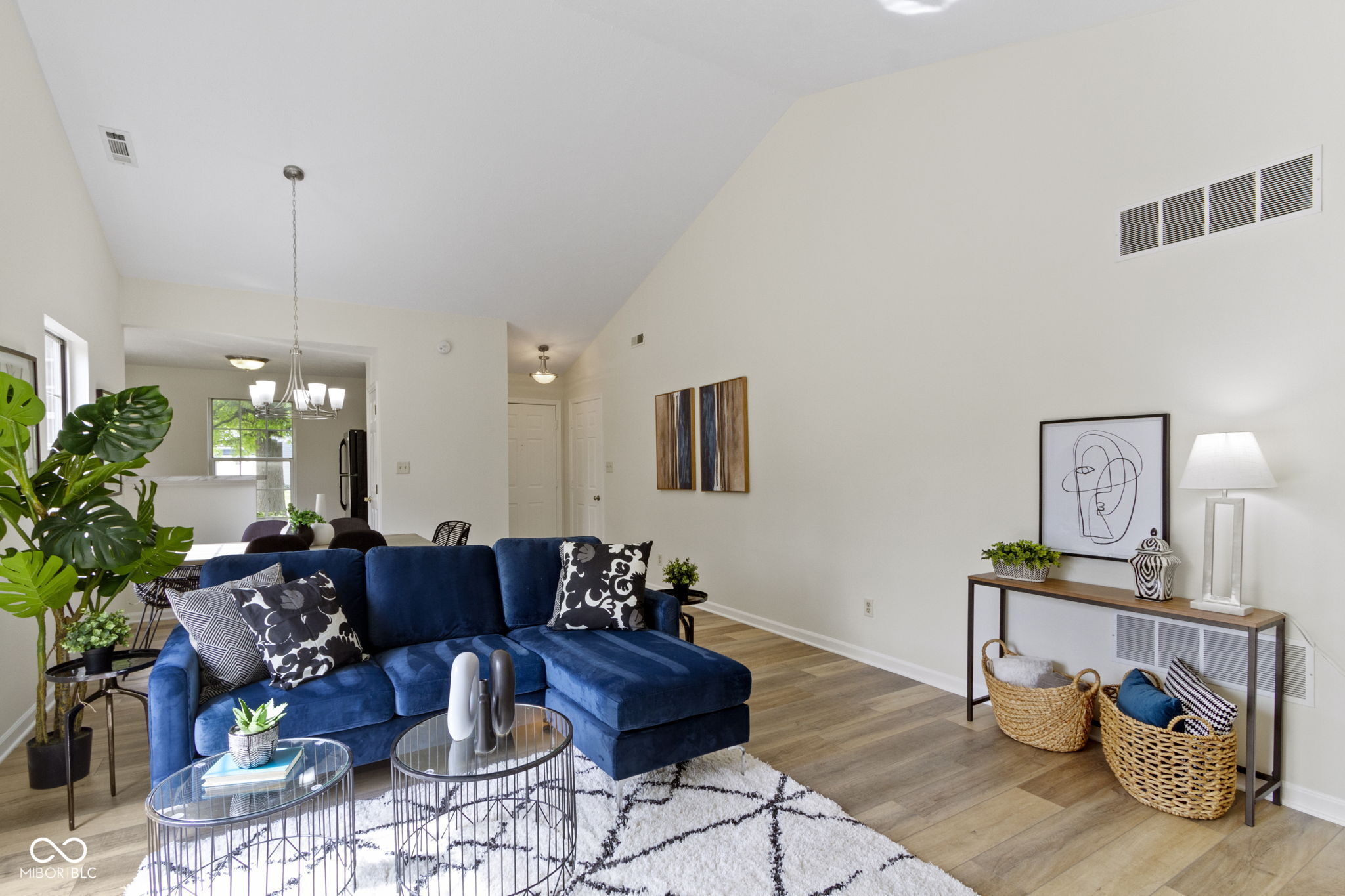 9788 Pine Ridge North Drive