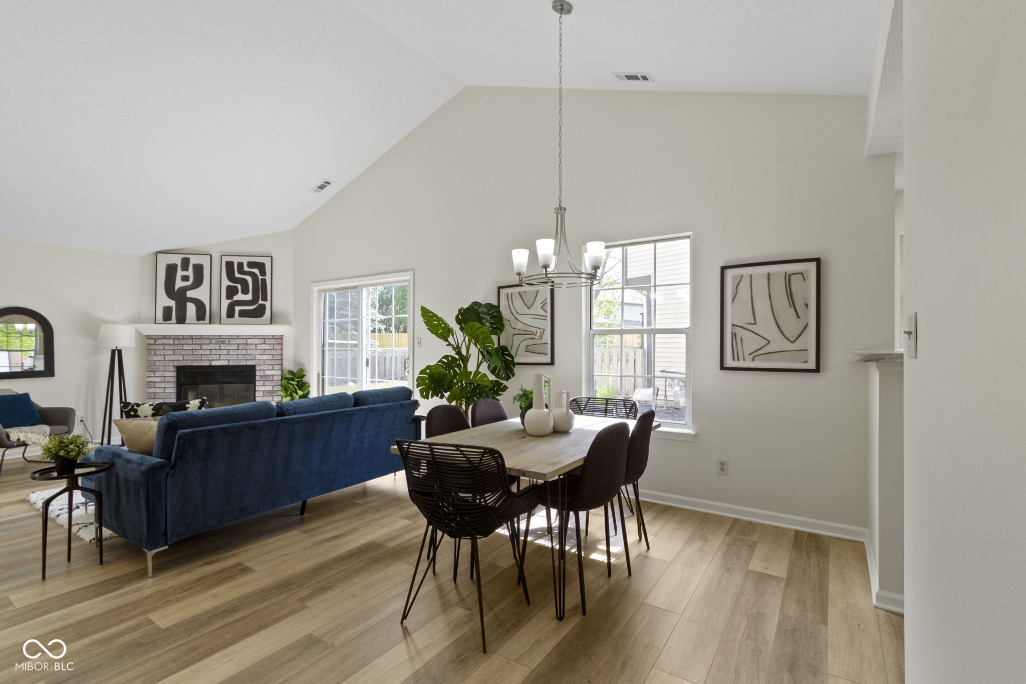 9788 Pine Ridge North Drive