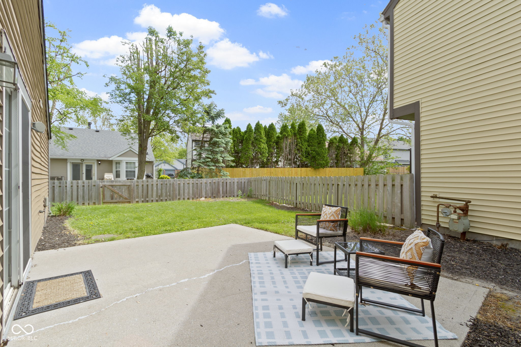 9788 Pine Ridge North Drive