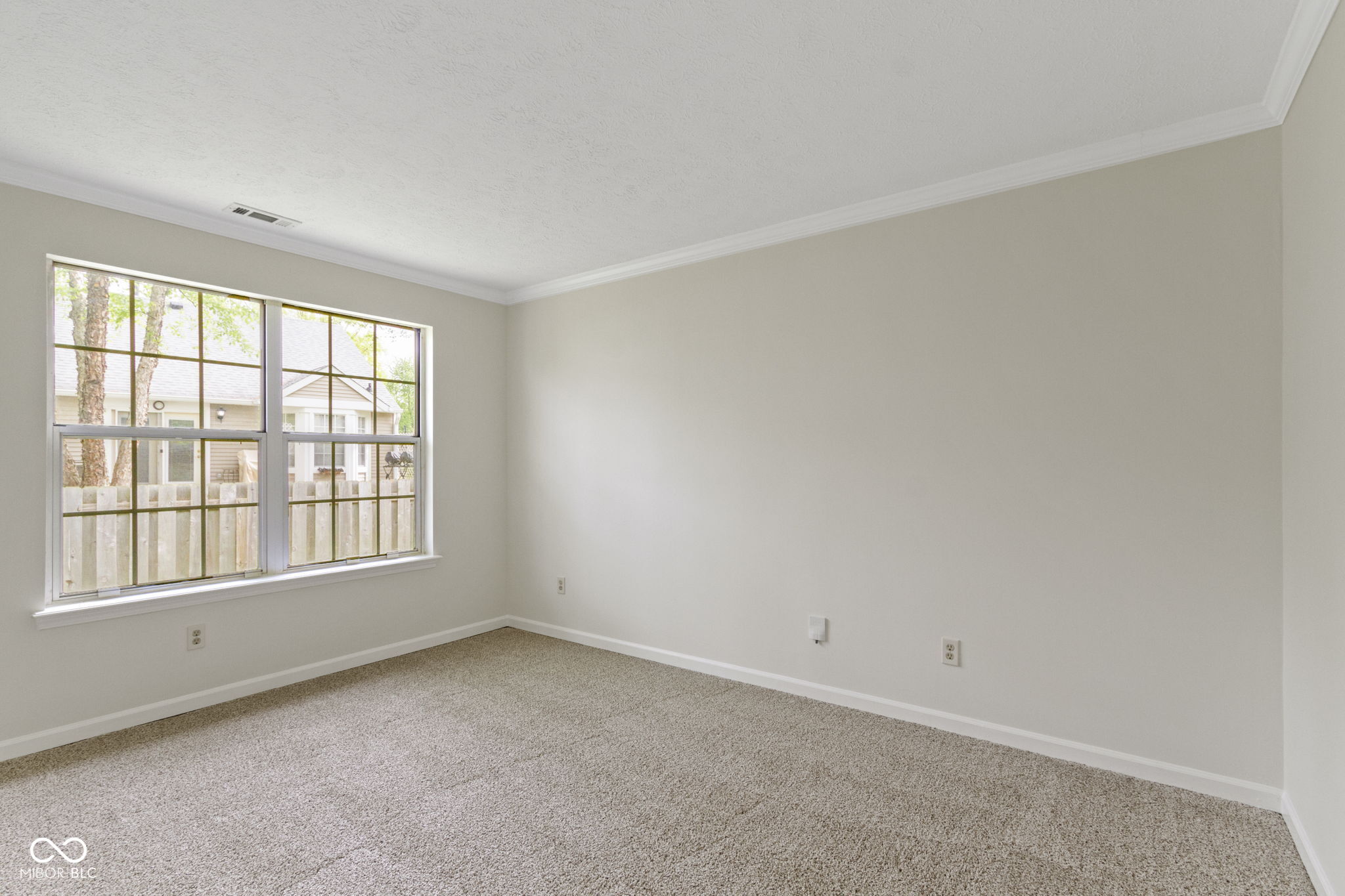 9788 Pine Ridge North Drive