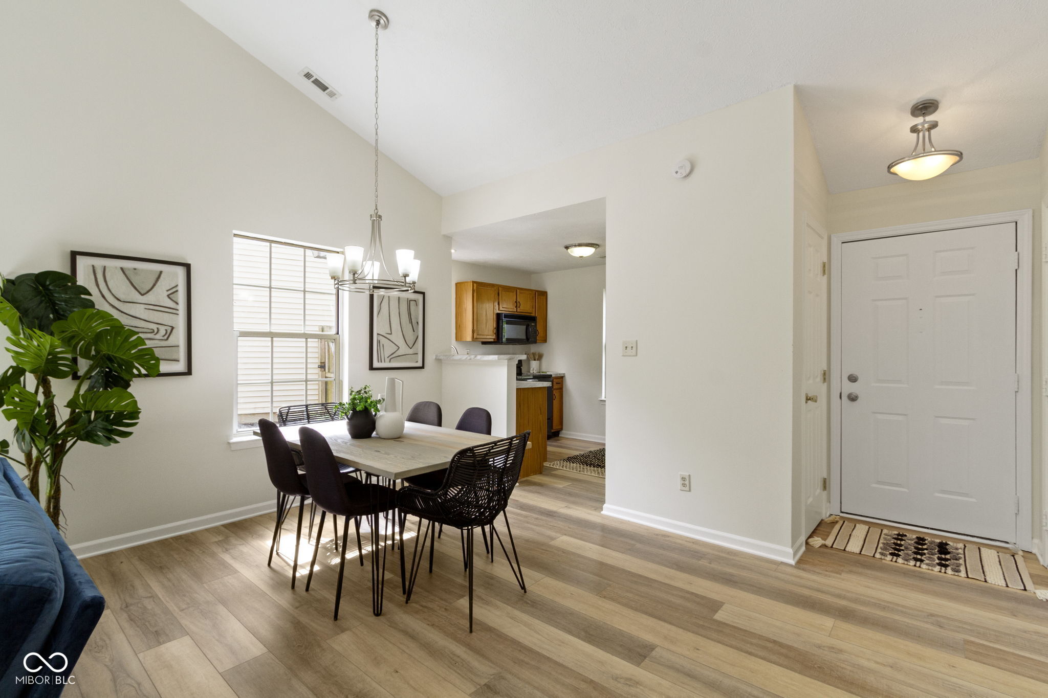 9788 Pine Ridge North Drive