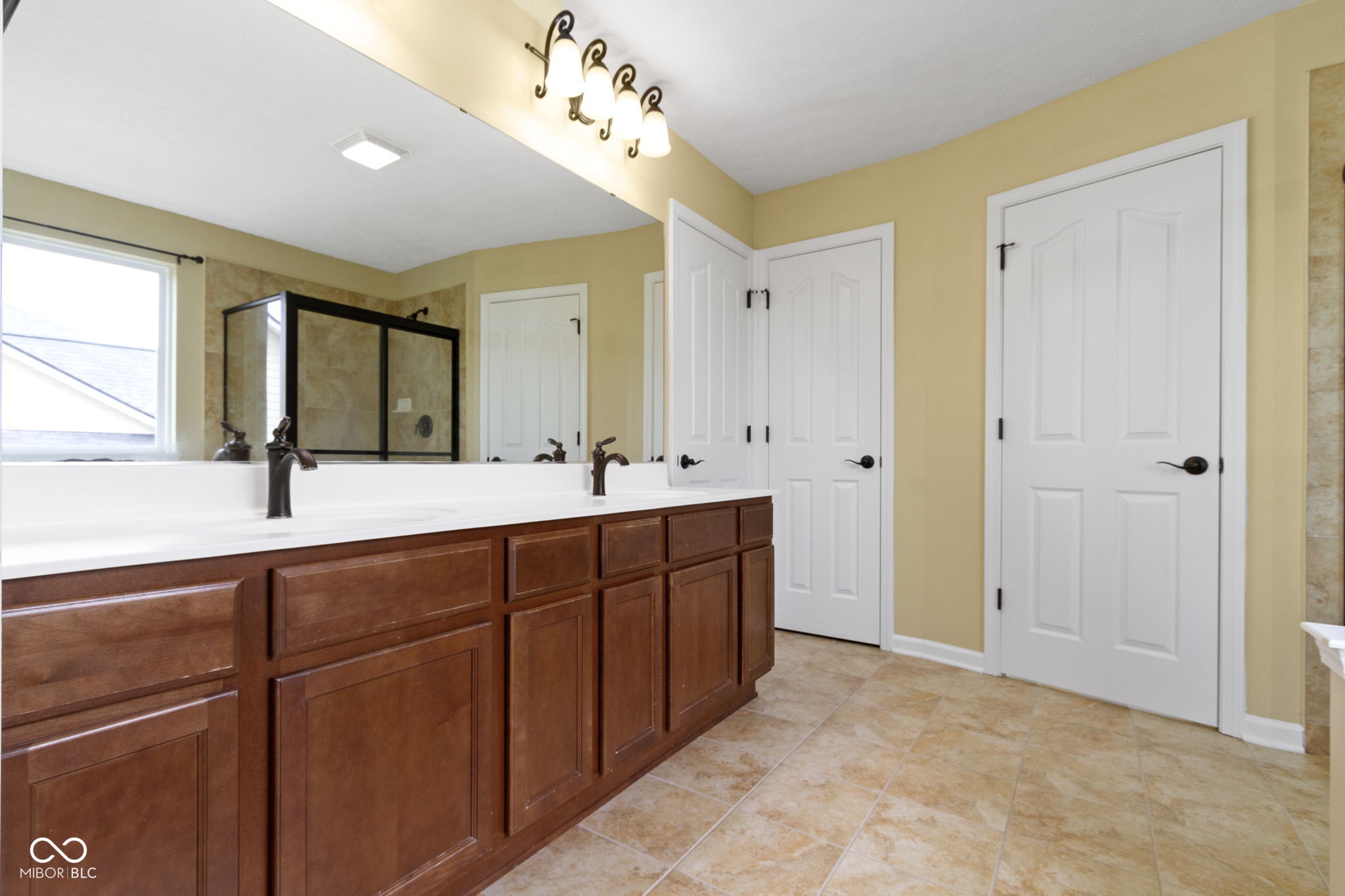 932 Silverheels Drive