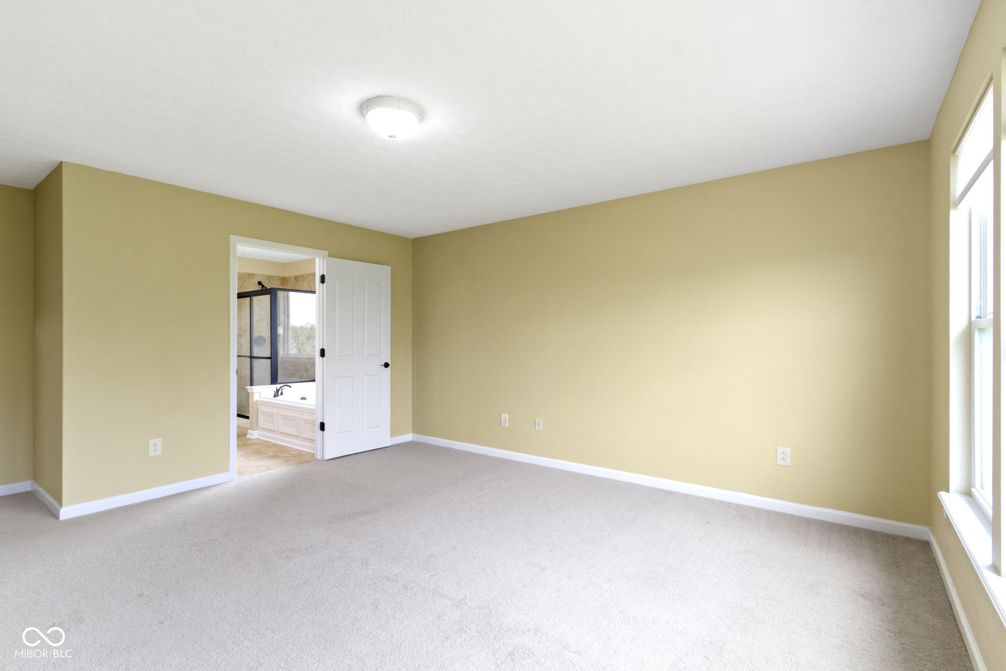 932 Silverheels Drive