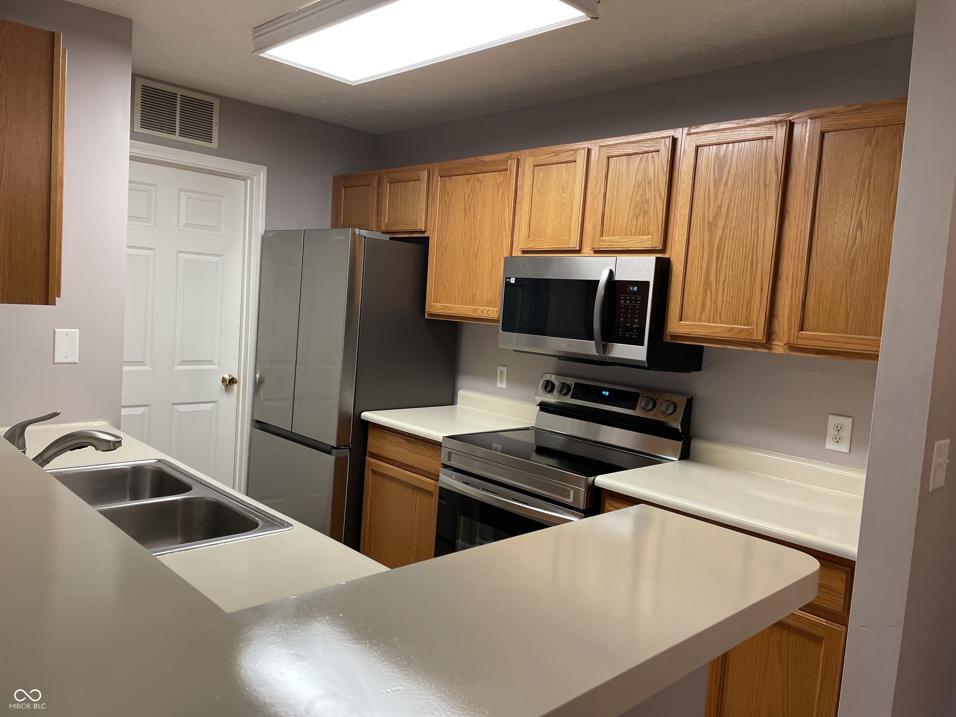 12584 Tennyson Lane Unit: 102