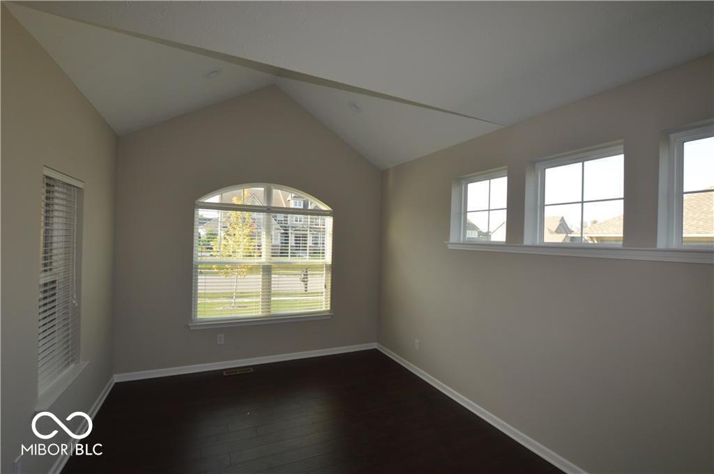 5193 Rangewood Drive