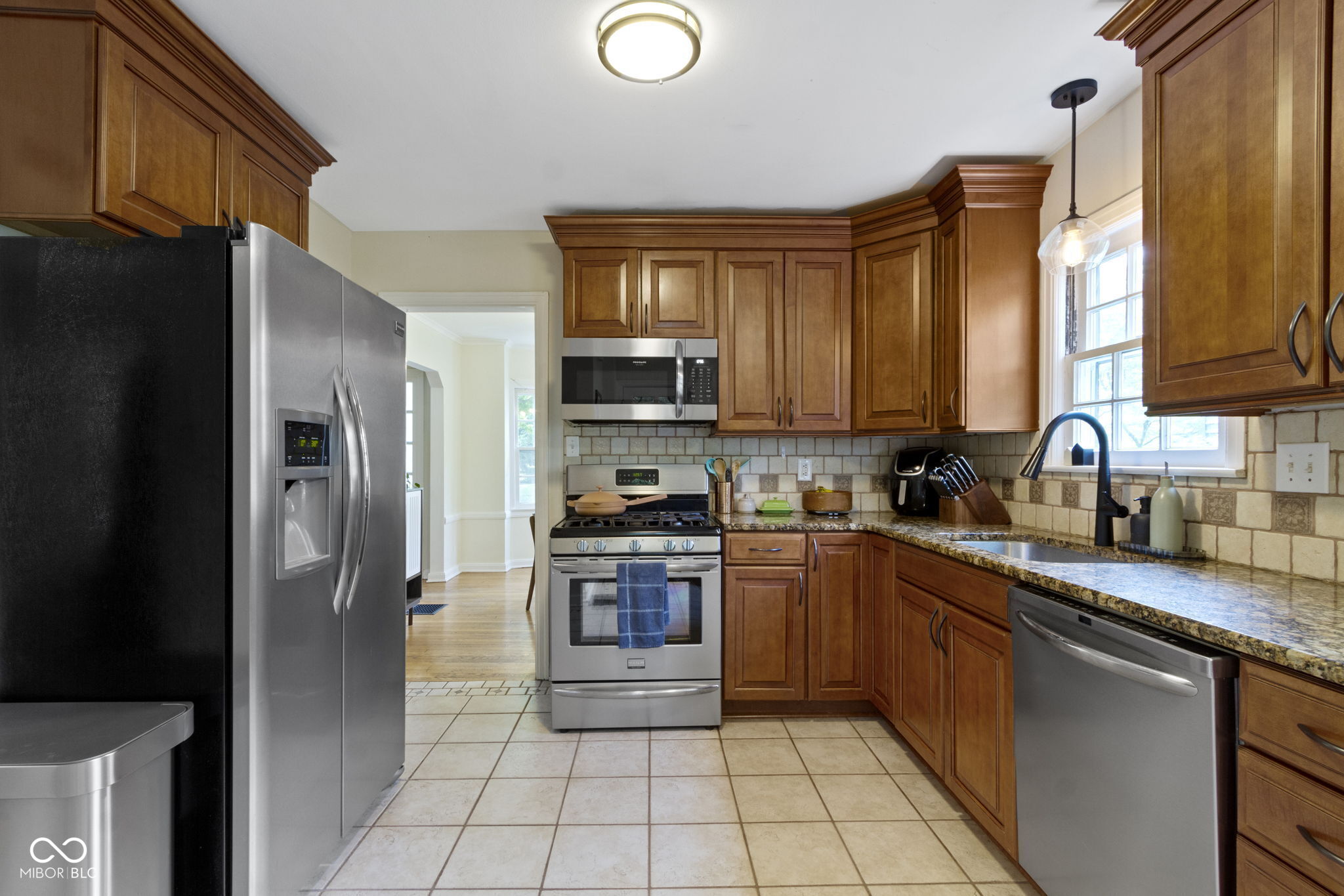 1720 E Kessler Boulevard Drive E