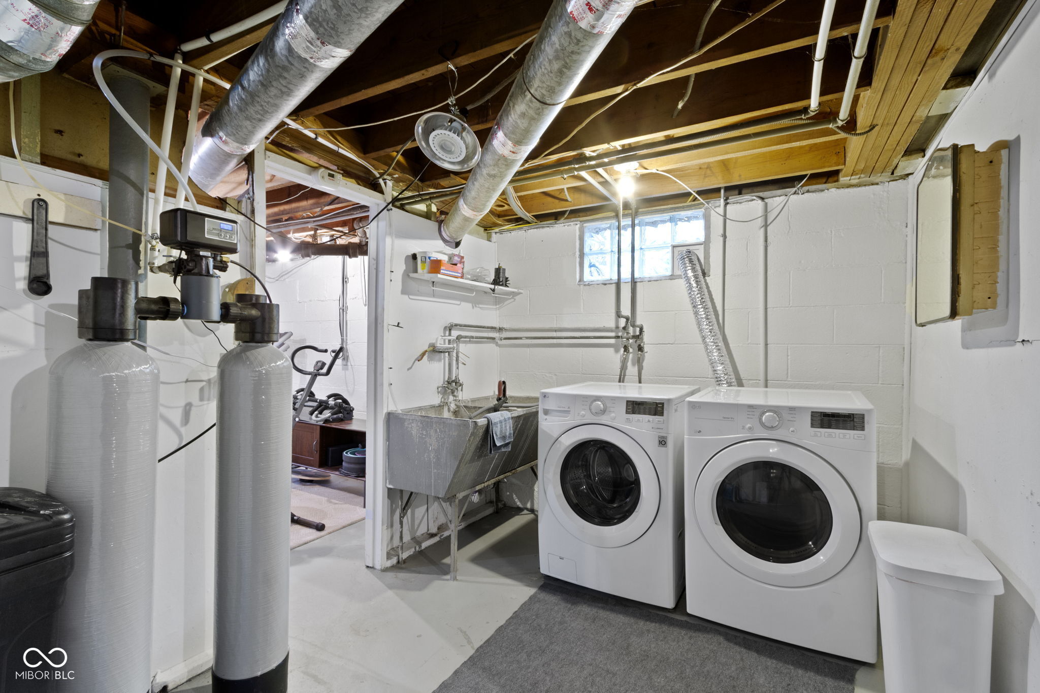 1720 E Kessler Boulevard Drive E