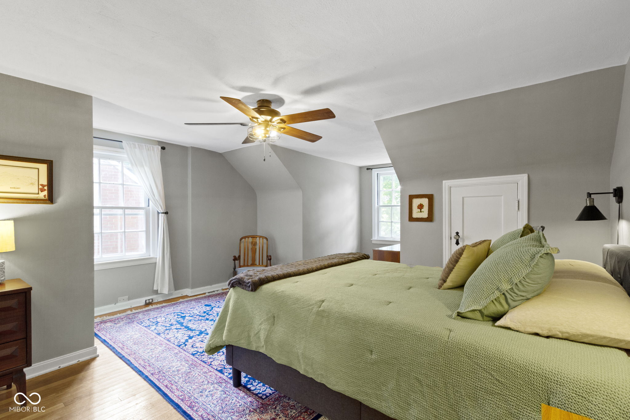 1720 E Kessler Boulevard Drive E