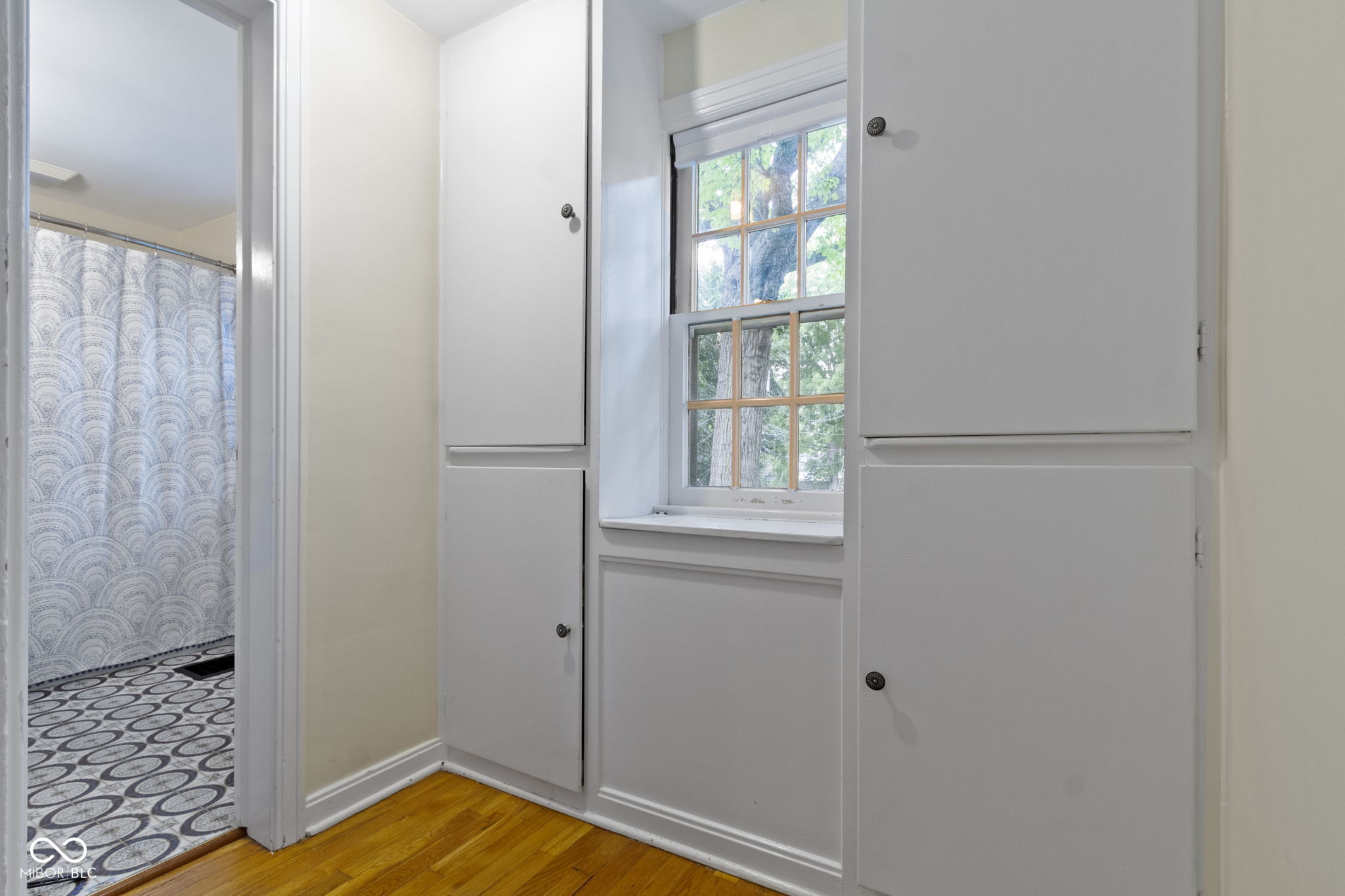 1720 E Kessler Boulevard Drive E