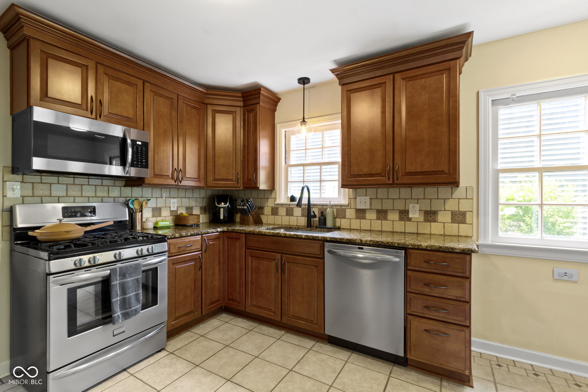 1720 E Kessler Boulevard Drive E