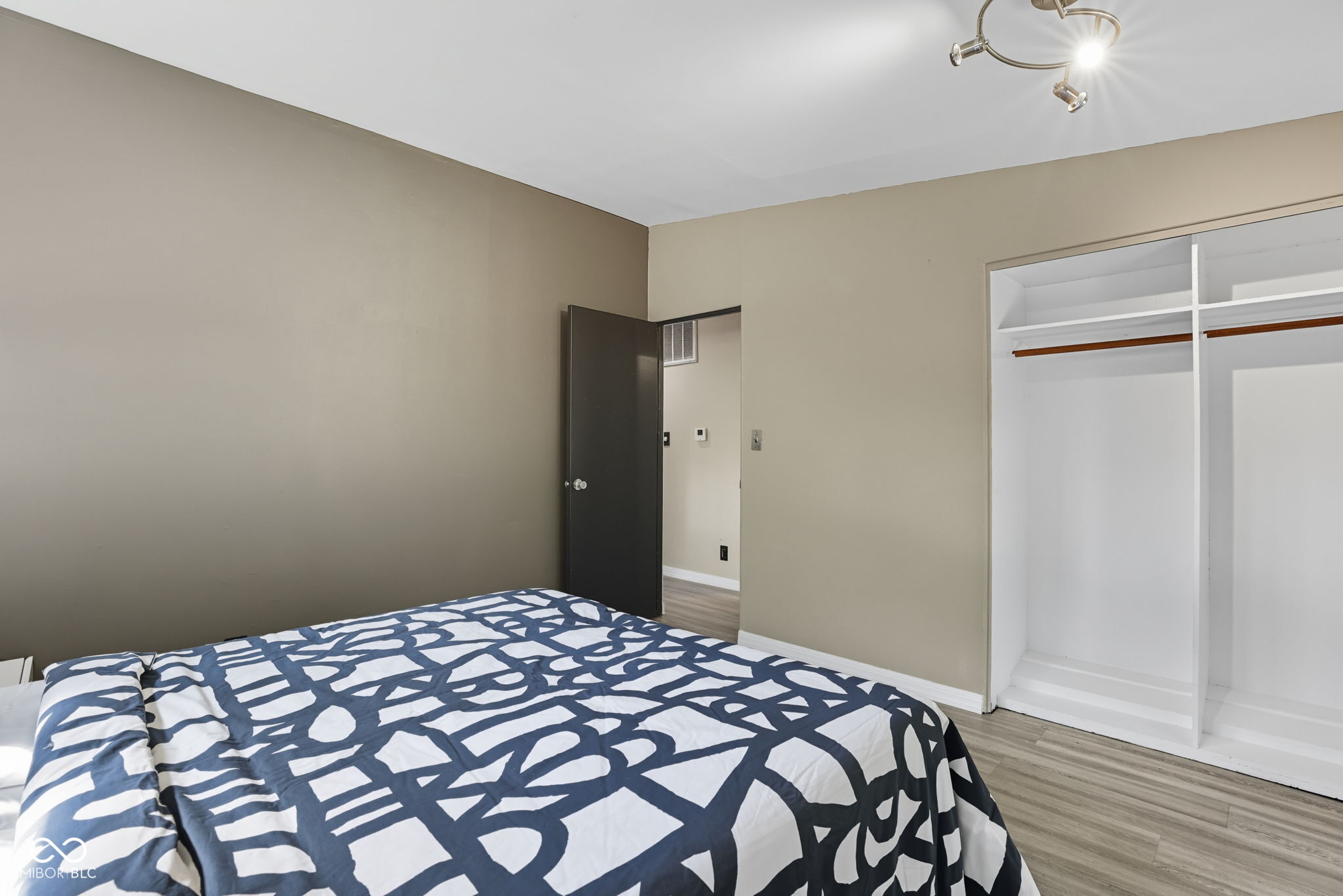 4601 N Audubon Road
