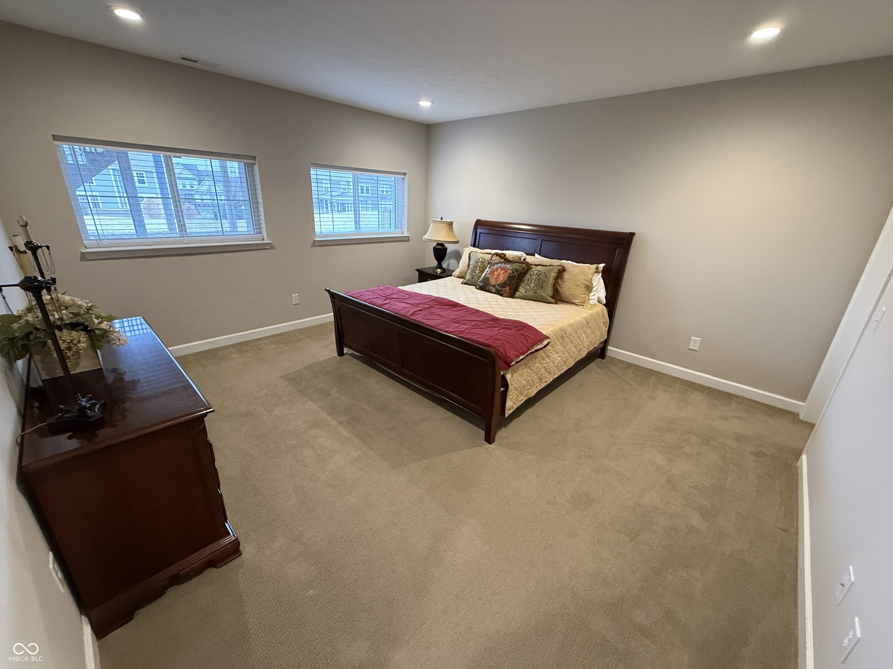 5193 Rangewood Drive