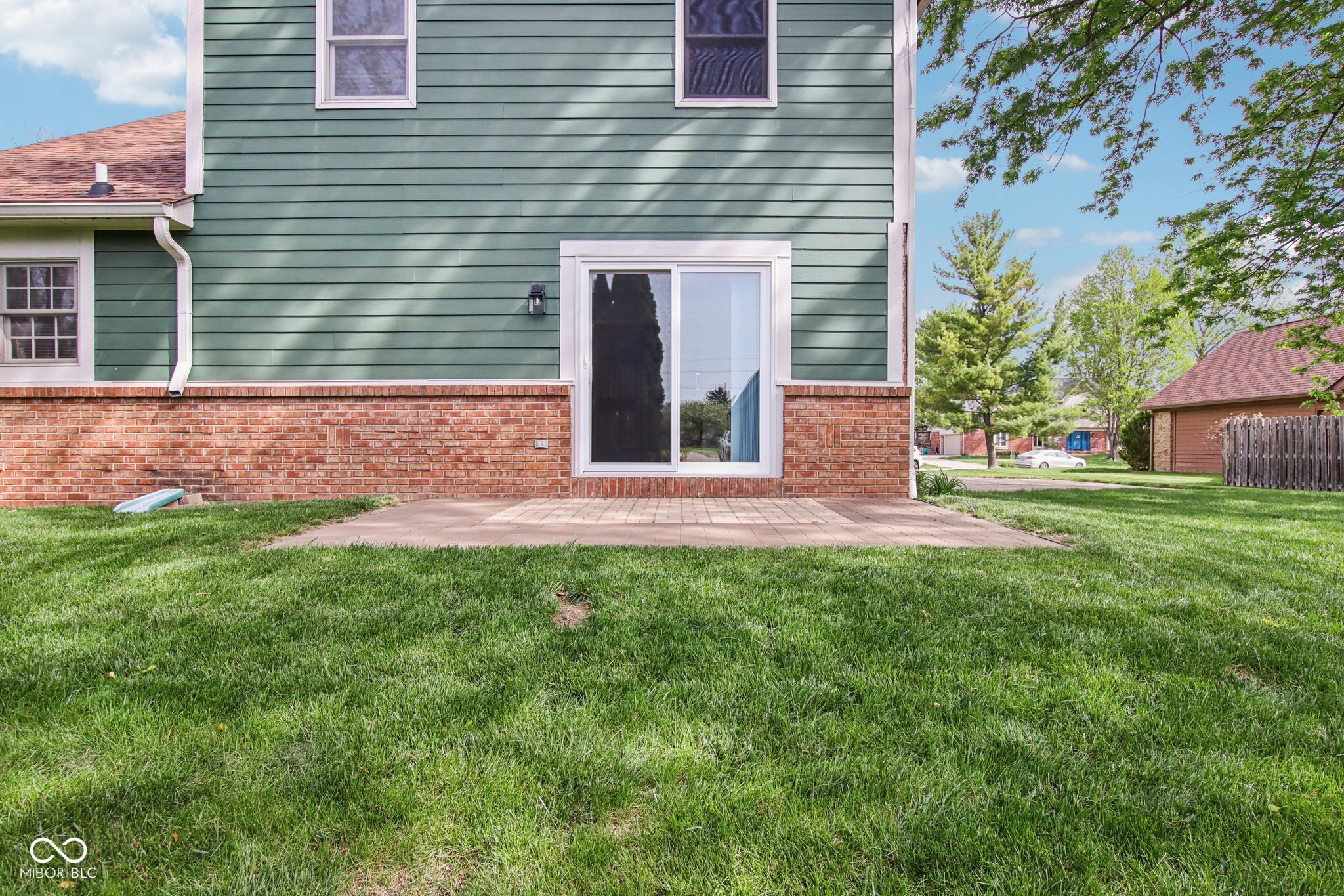 1323 Thistlewood Court