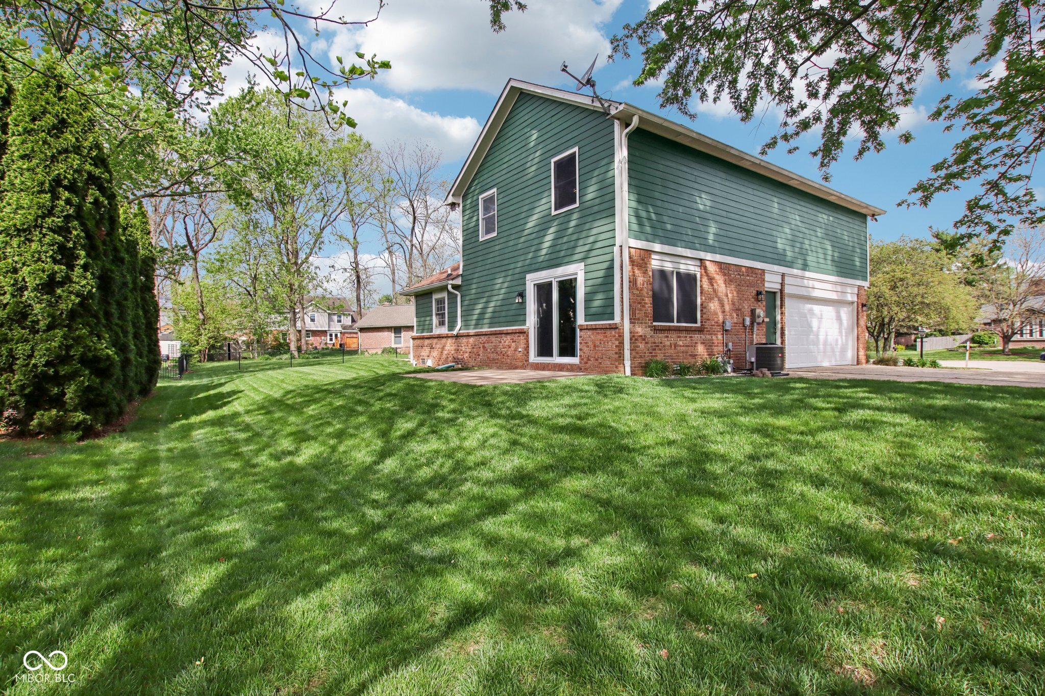 1323 Thistlewood Court