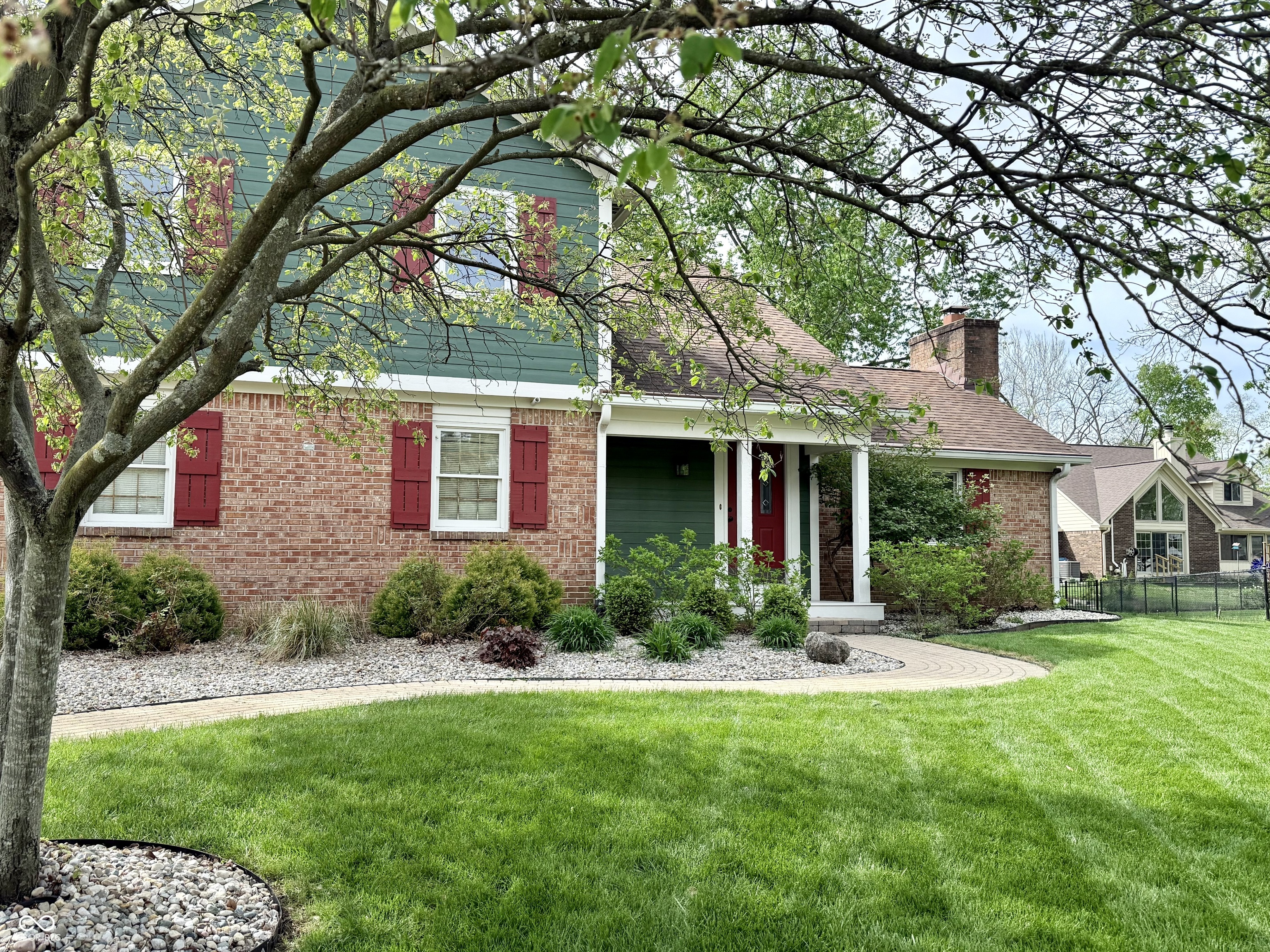 1323 Thistlewood Court