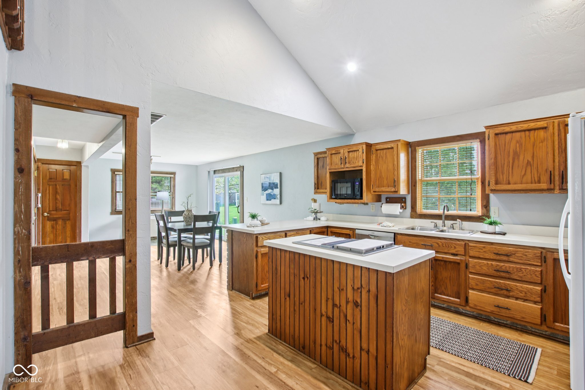 1323 Thistlewood Court