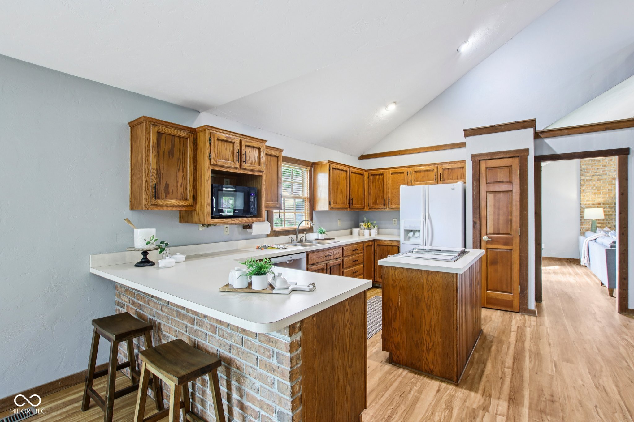 1323 Thistlewood Court