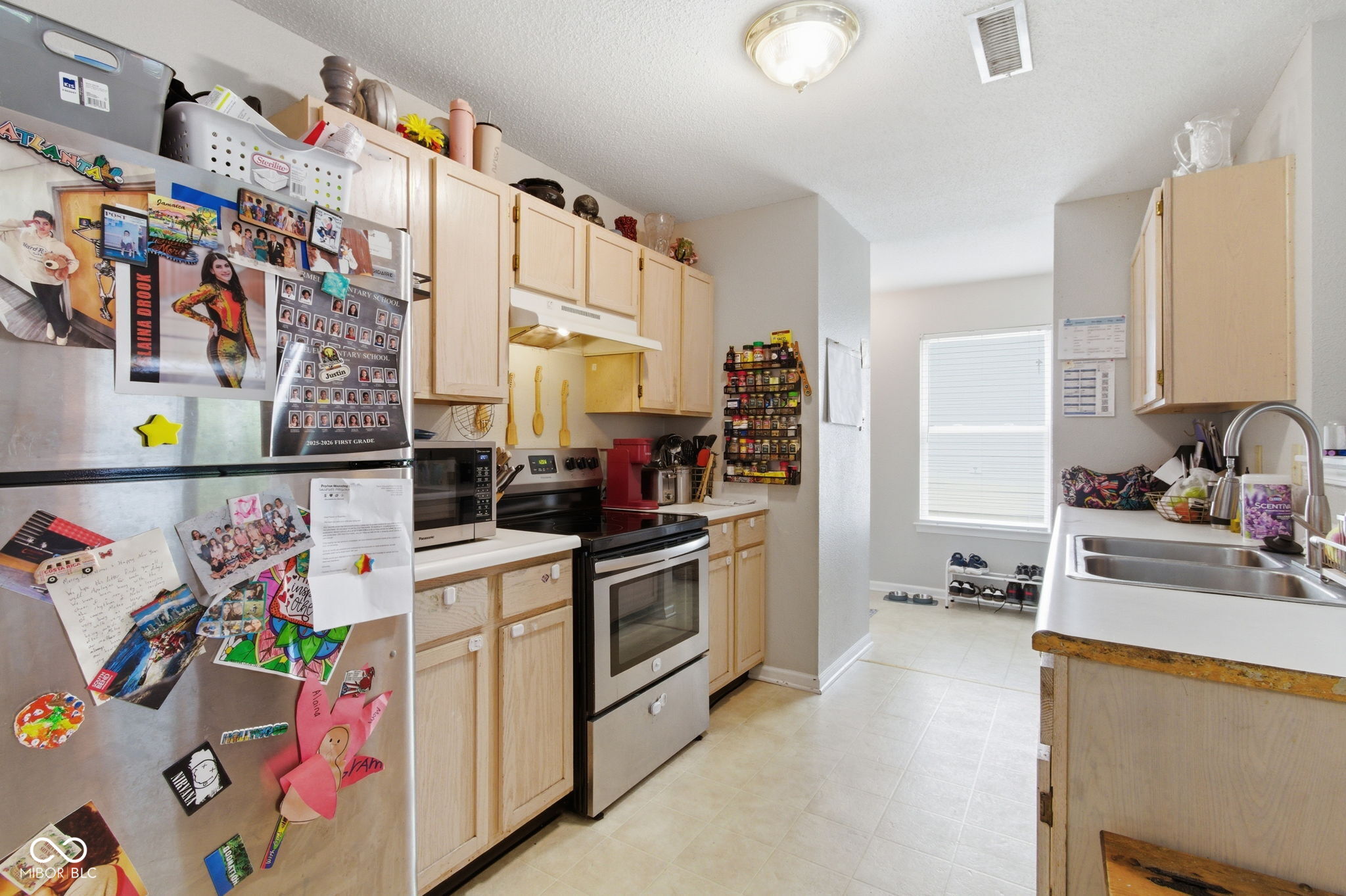 12768 Crescent Drive