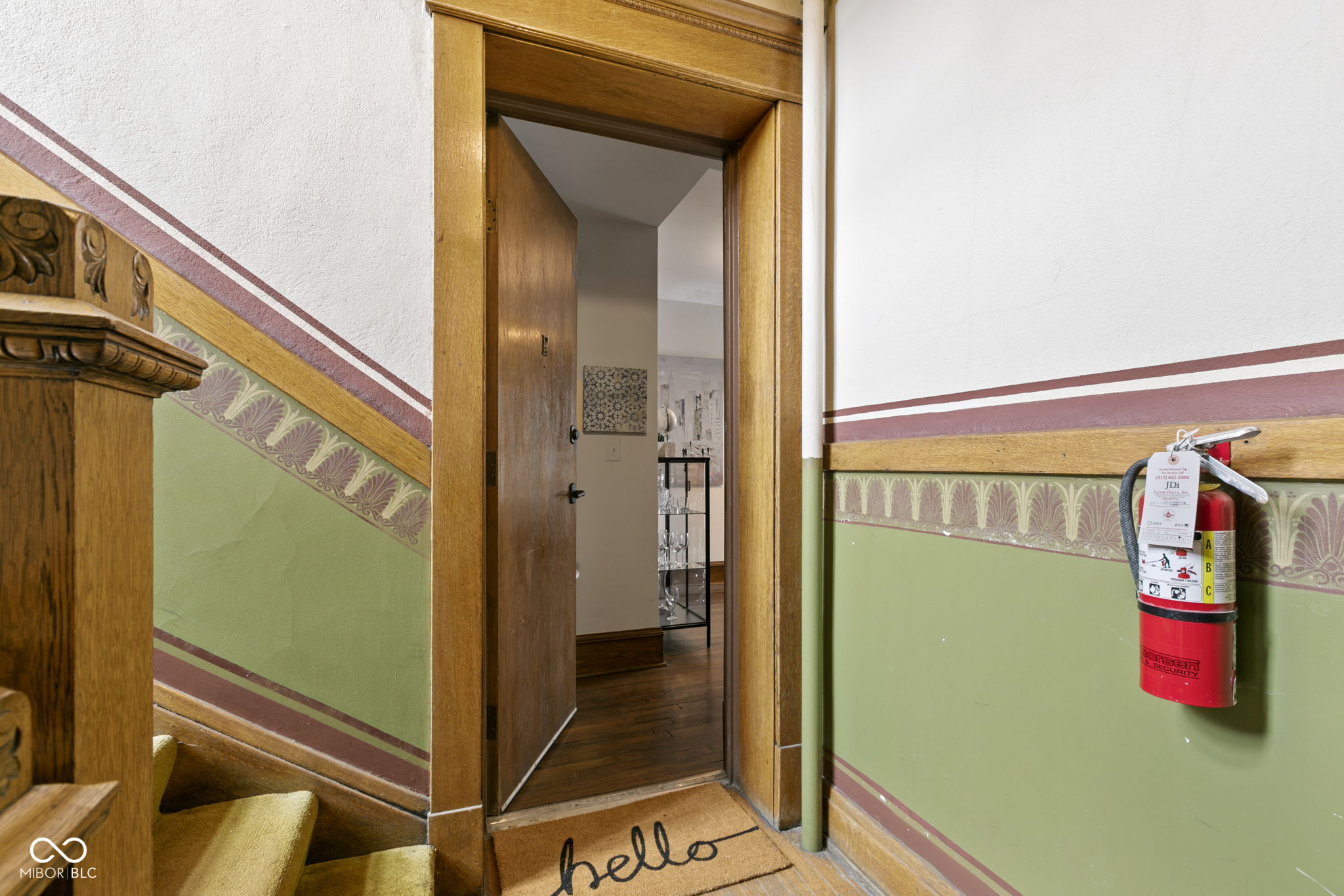 108 E Saint Clair Street Unit: E