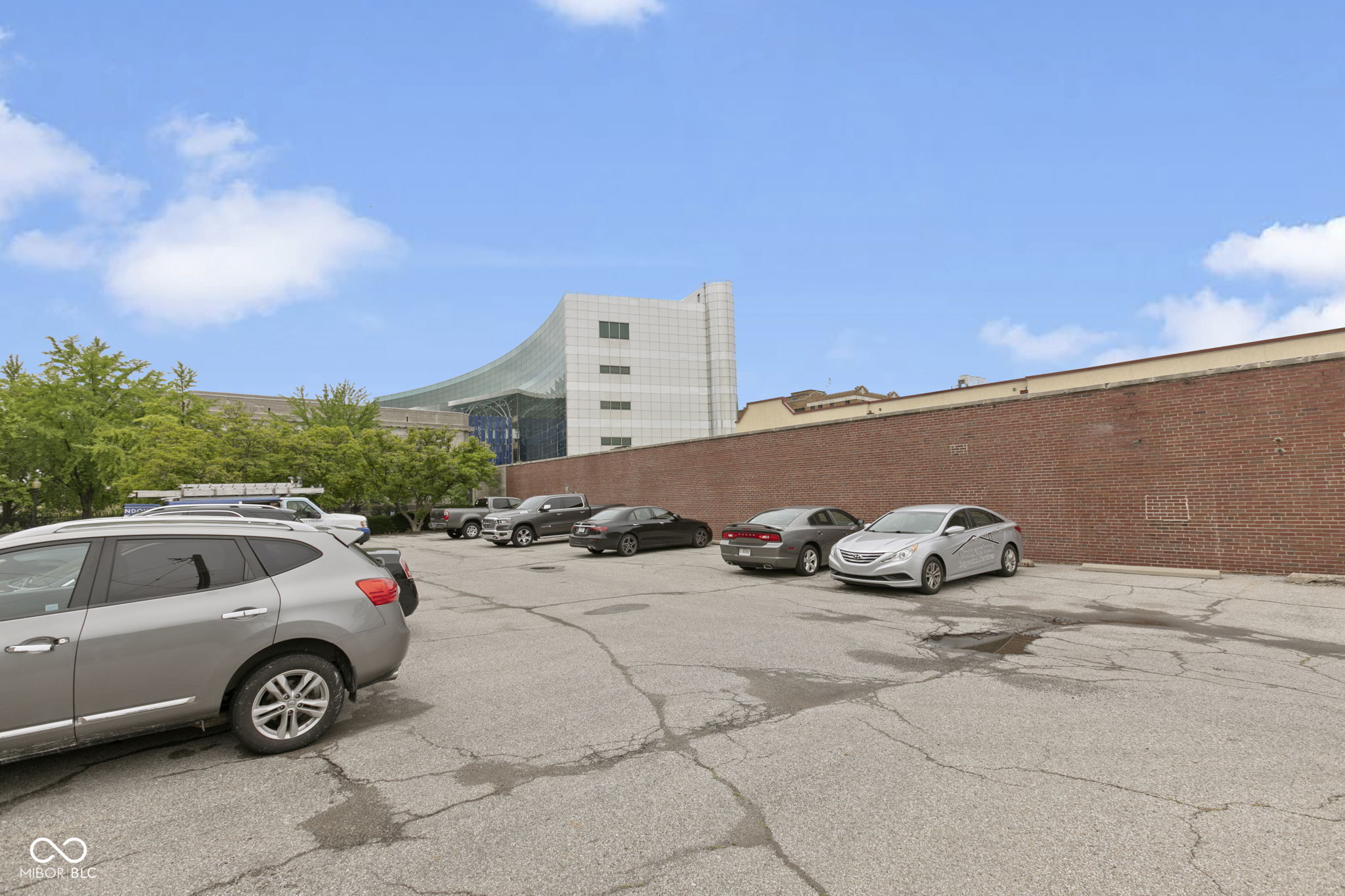 108 E Saint Clair Street Unit: E