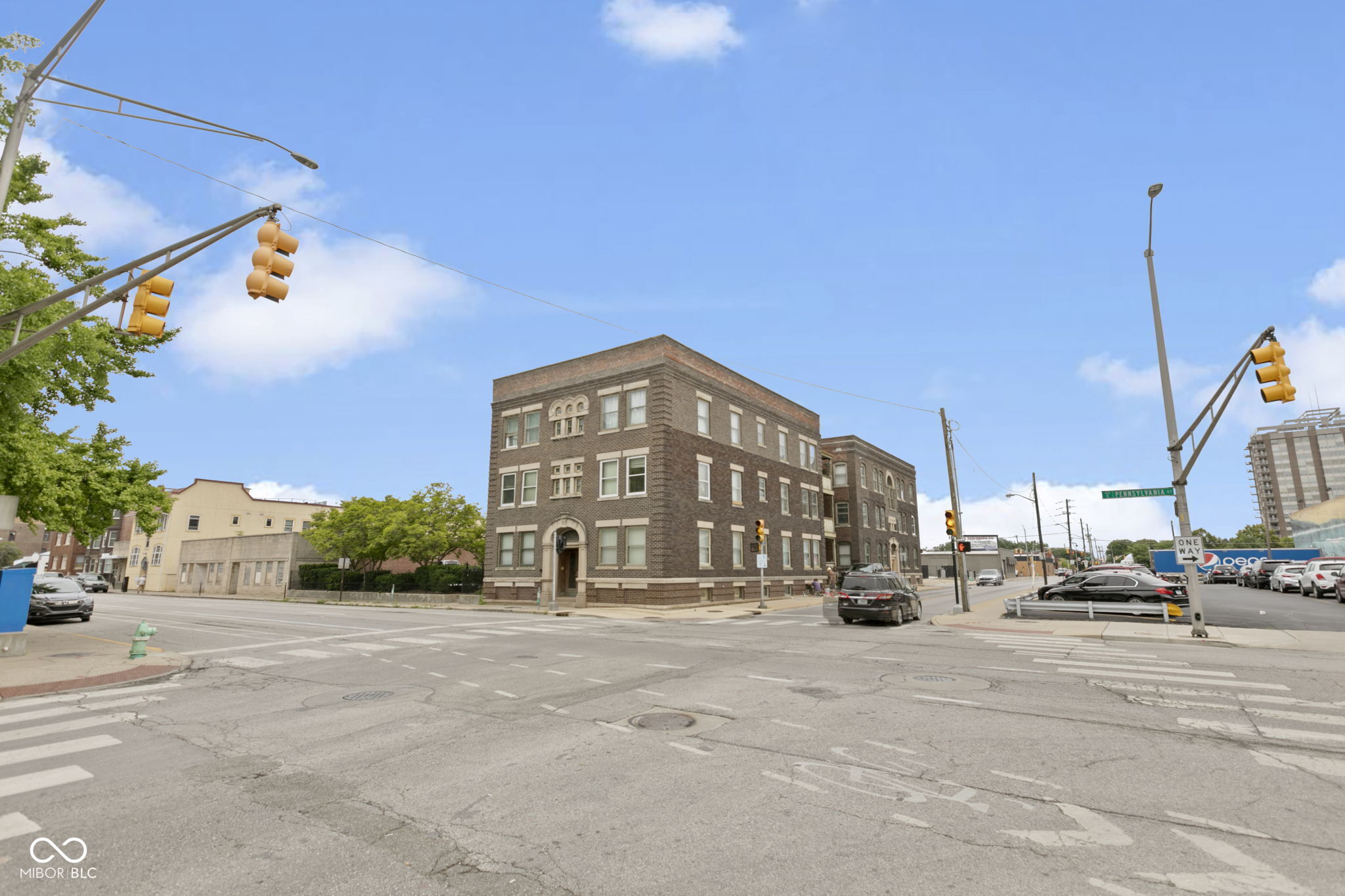 108 E Saint Clair Street Unit: E