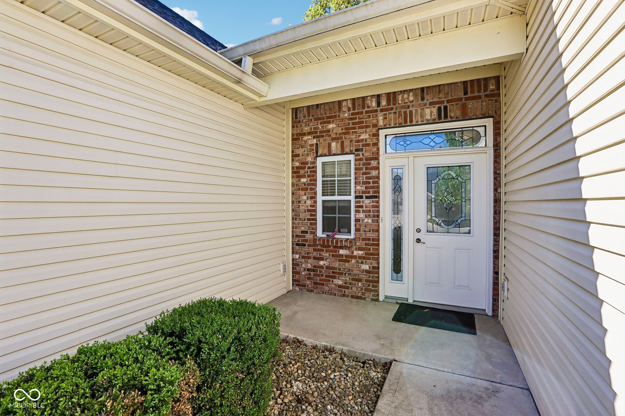 6929 Willow Pond Drive