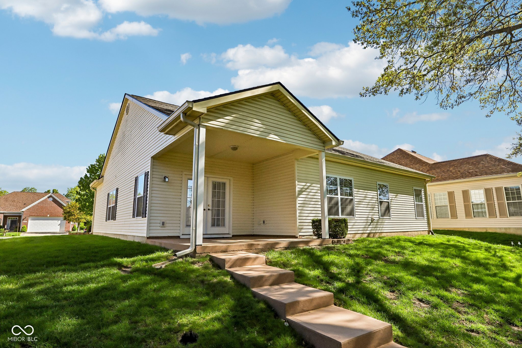 6929 Willow Pond Drive