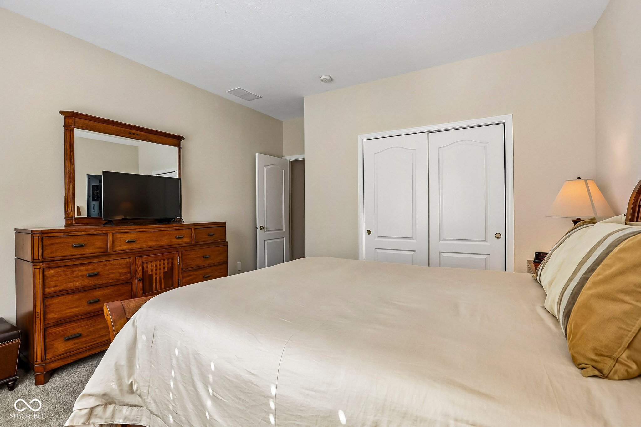 6929 Willow Pond Drive