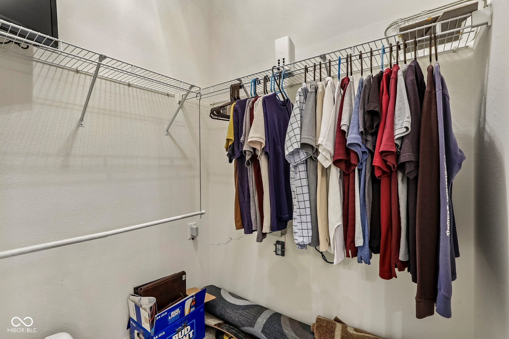 6929 Willow Pond Drive