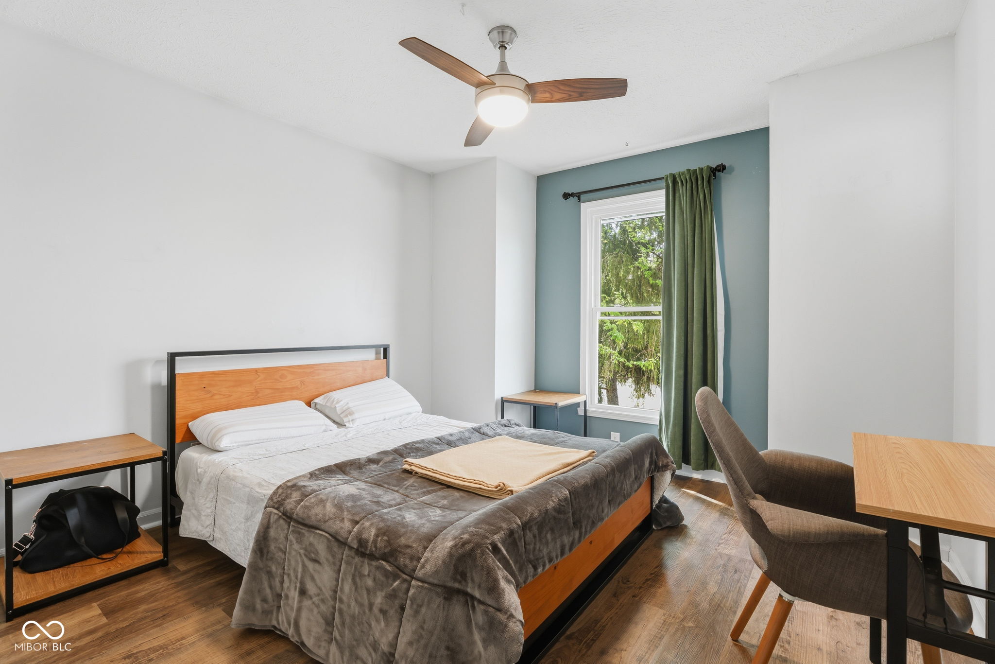 11610 Buttonwood Drive