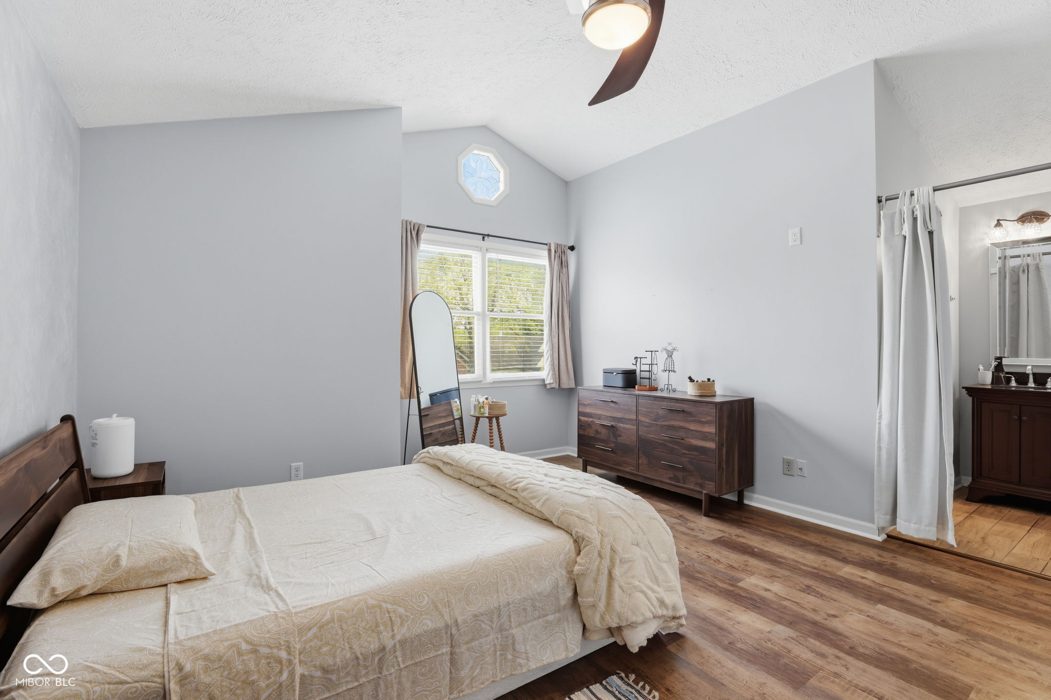 11610 Buttonwood Drive