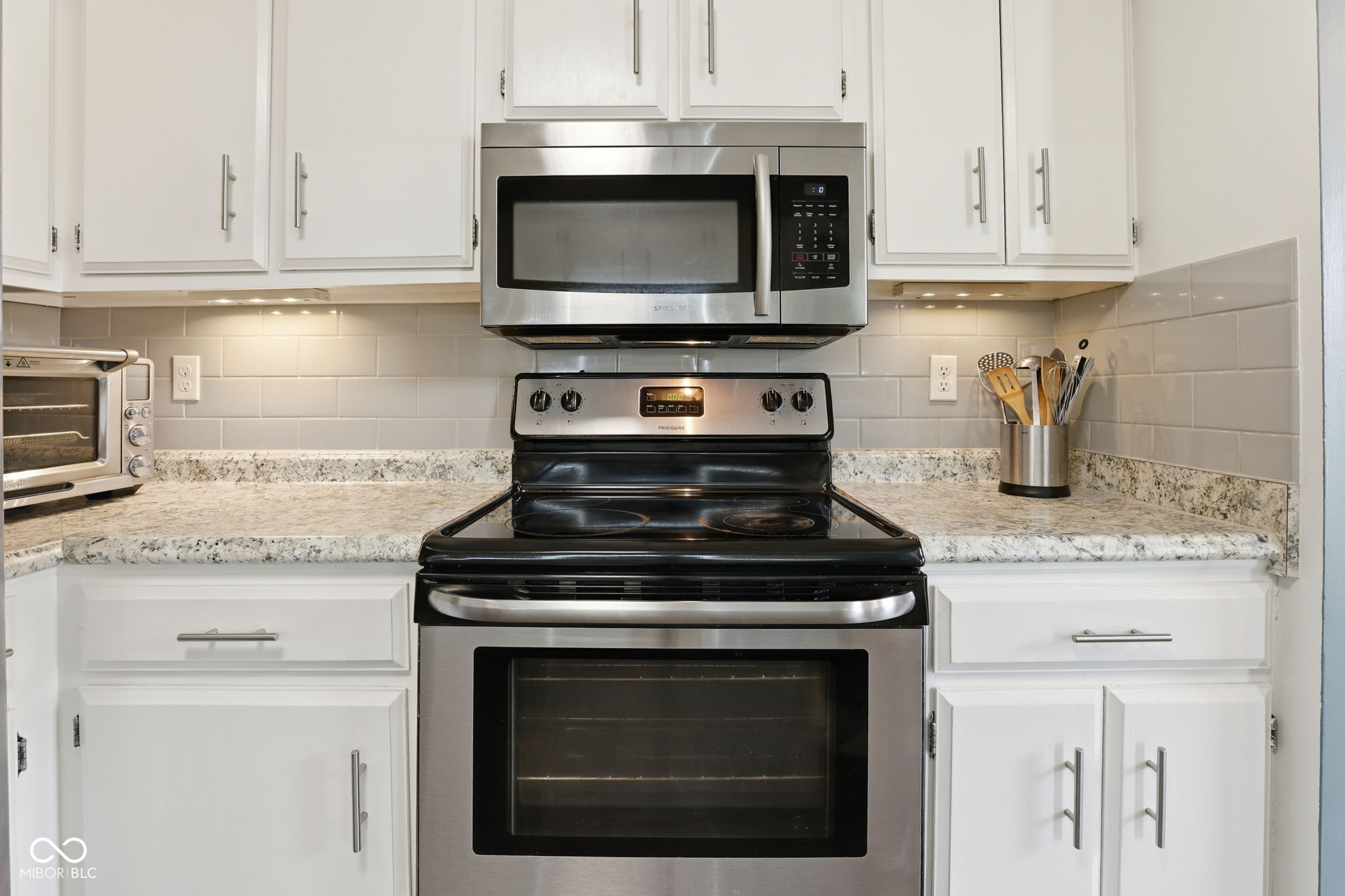 11610 Buttonwood Drive