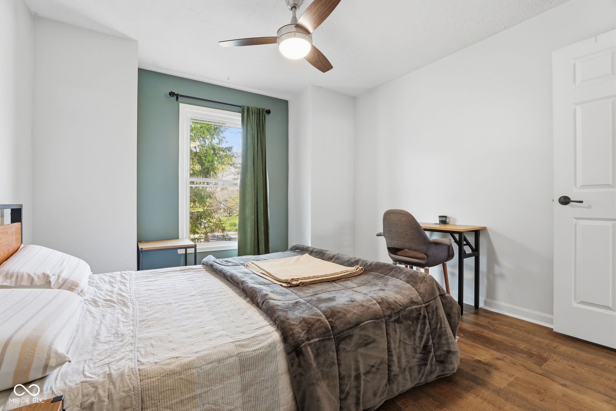 11610 Buttonwood Drive