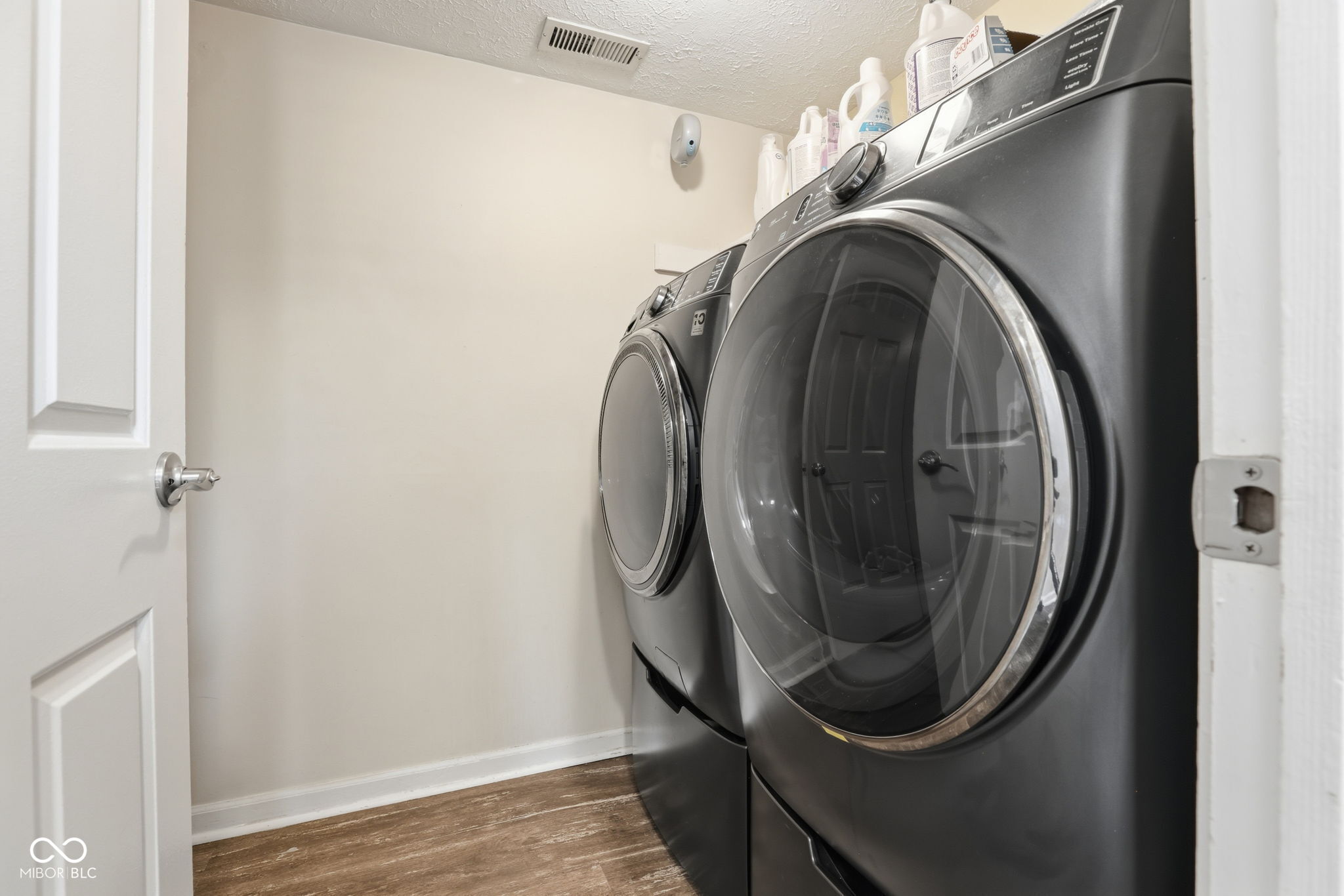 11610 Buttonwood Drive