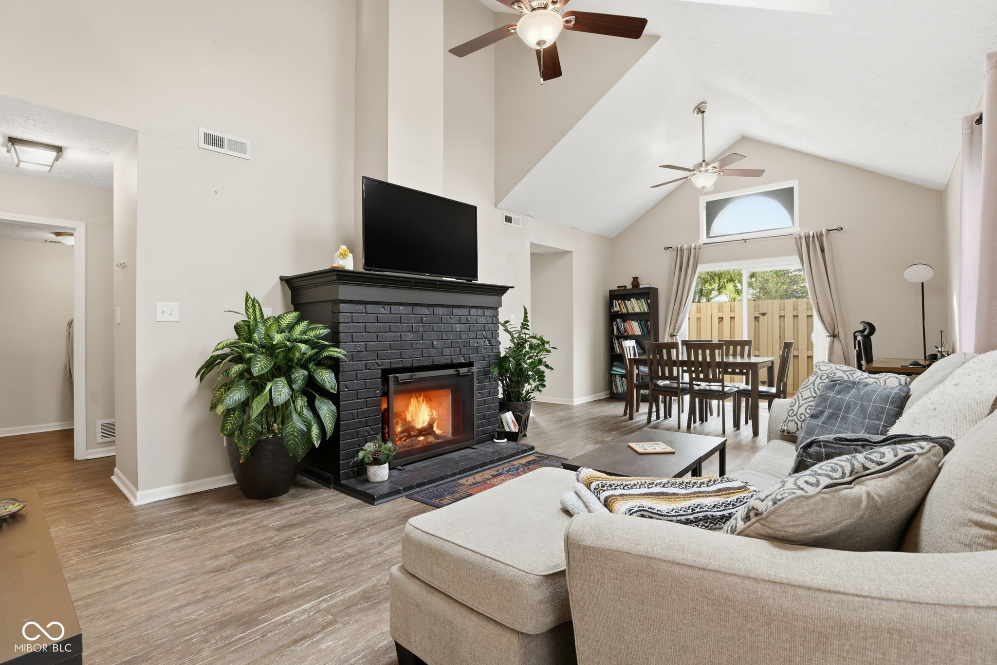 11610 Buttonwood Drive