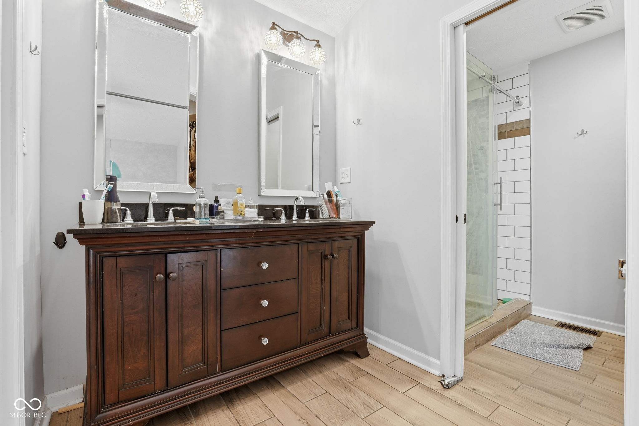 11610 Buttonwood Drive