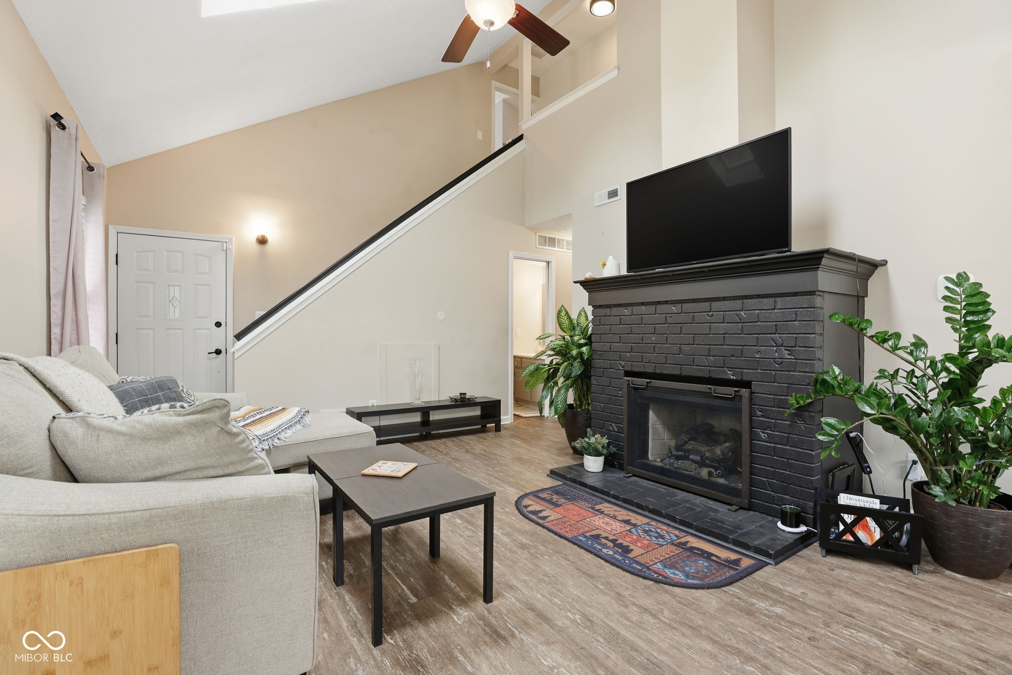 11610 Buttonwood Drive