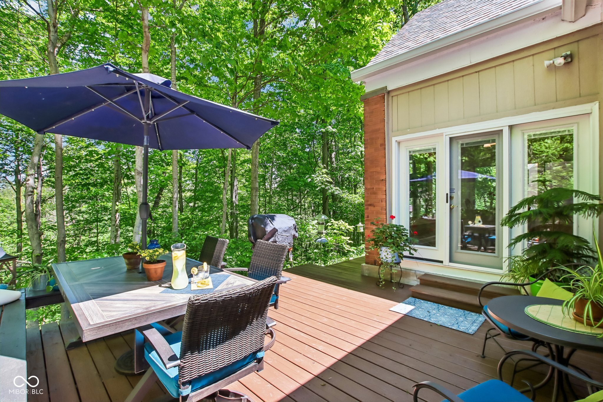 8744 W 86th Street