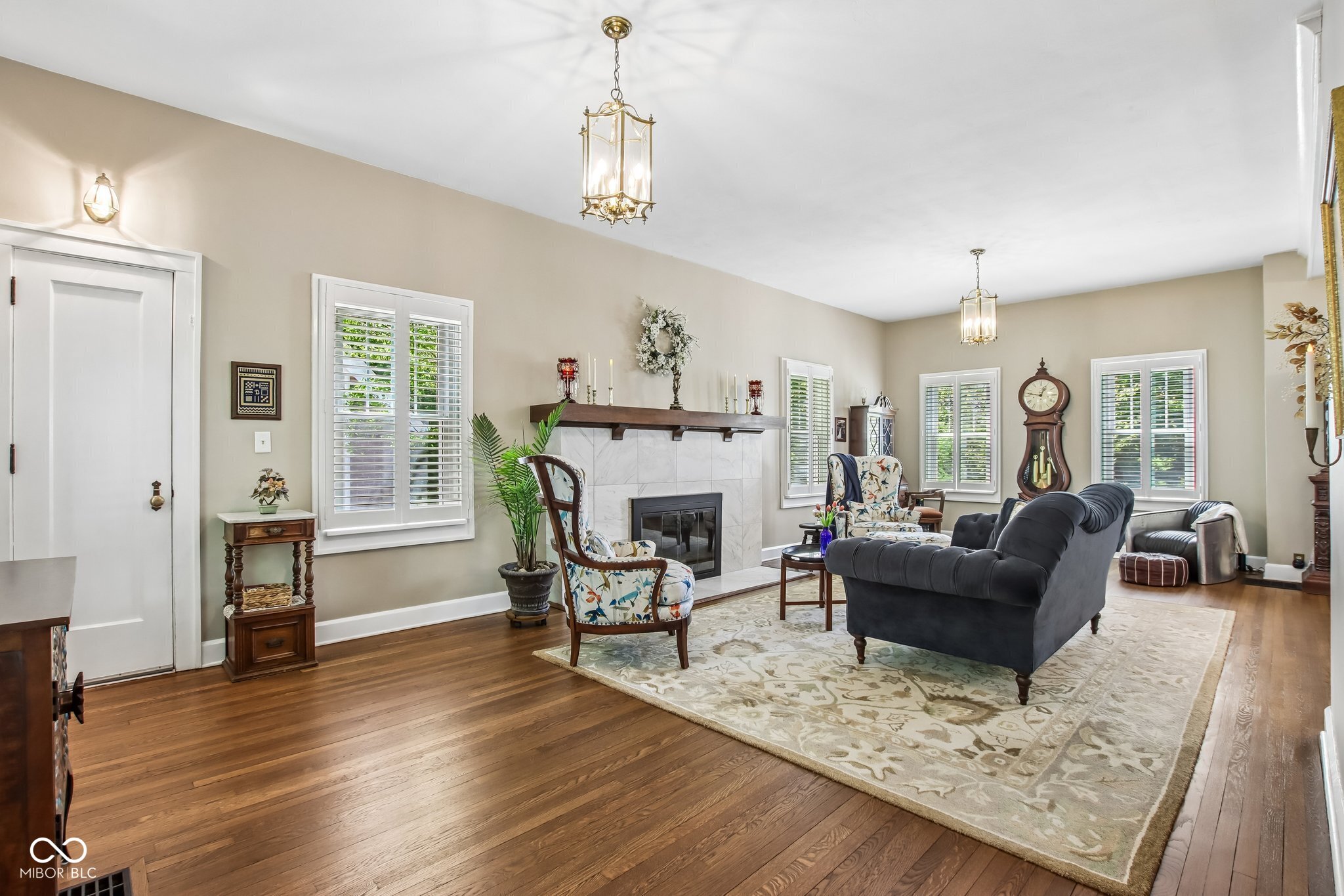 8744 W 86th Street